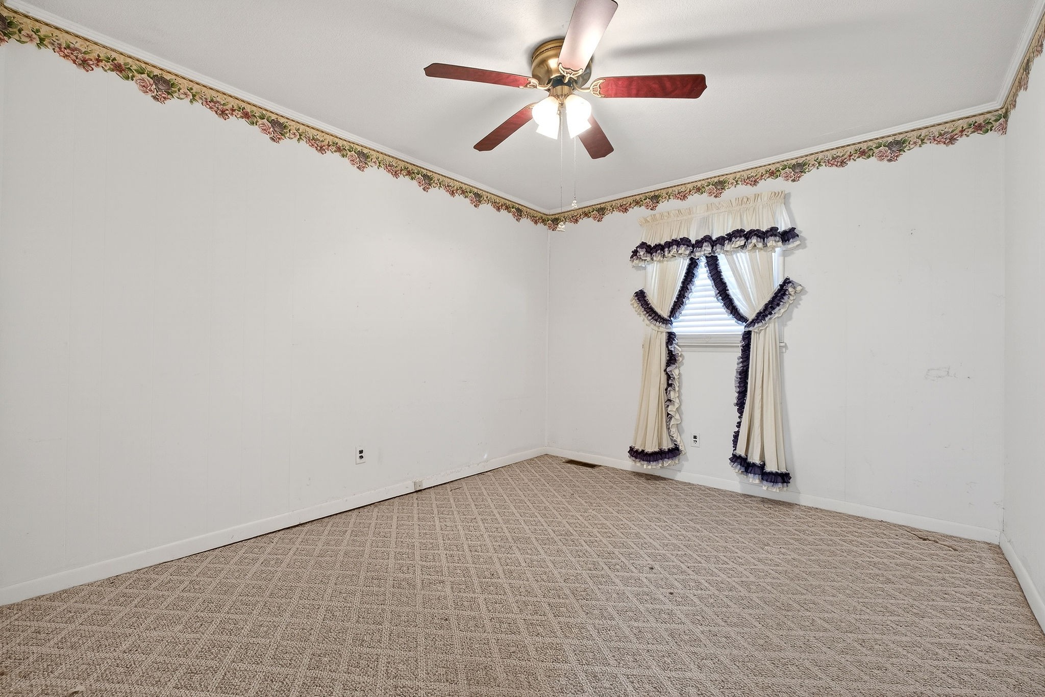 4463 Crisp Springs Road McMinnville, TN 37110 - Photo 17 of 26 a view of entryway