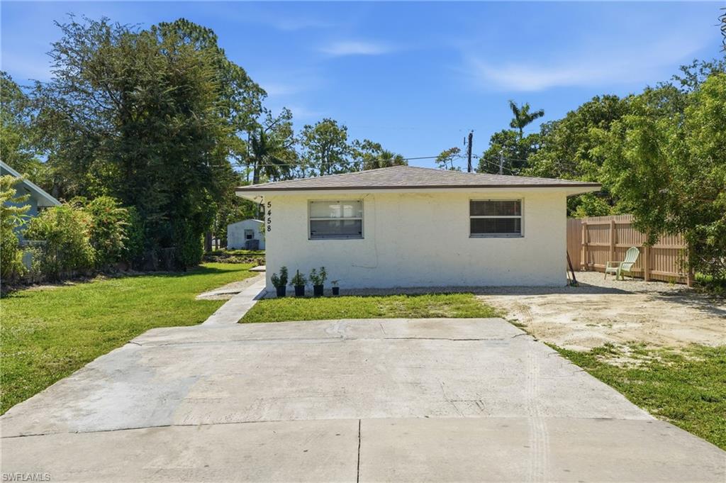 5458 Sholtz Street Naples, FL 34113 - Photo 16 of 24