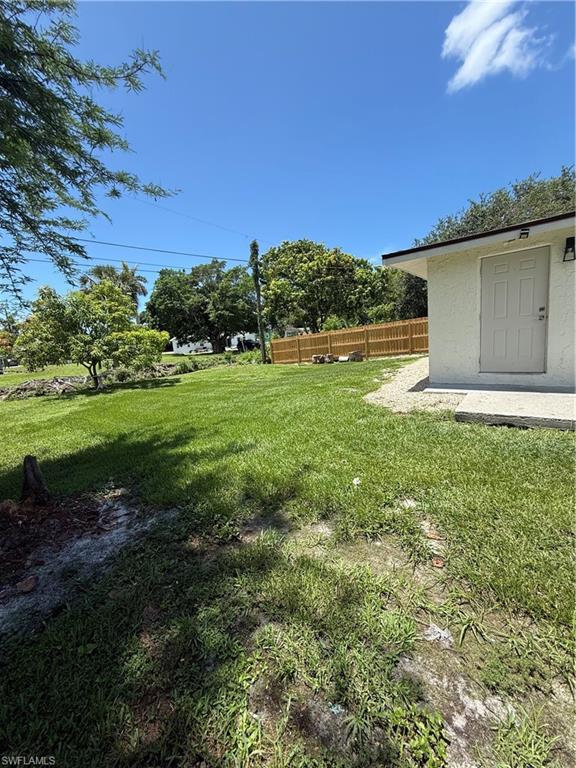 5458 Sholtz Street Naples, FL 34113 - Photo 5 of 24