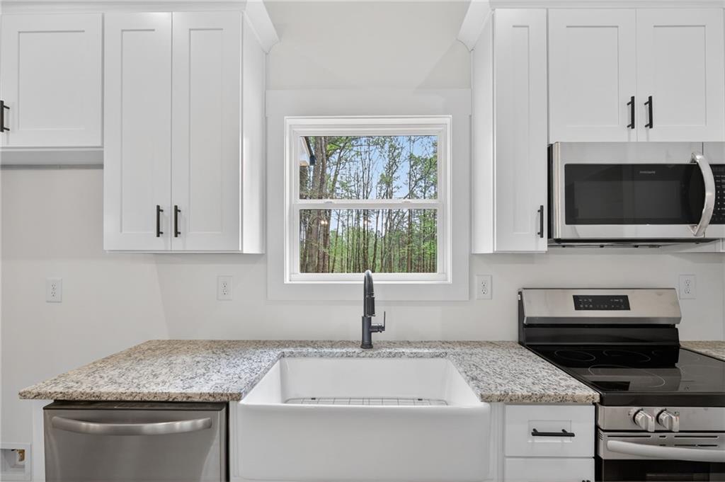 438 Perkins Road Douglasville, GA 30134 - Photo 11 of 28