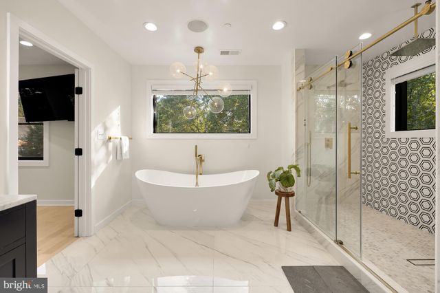 $3,700,000 | 4913 Sherier Place Northwest, Washington, DC 20016