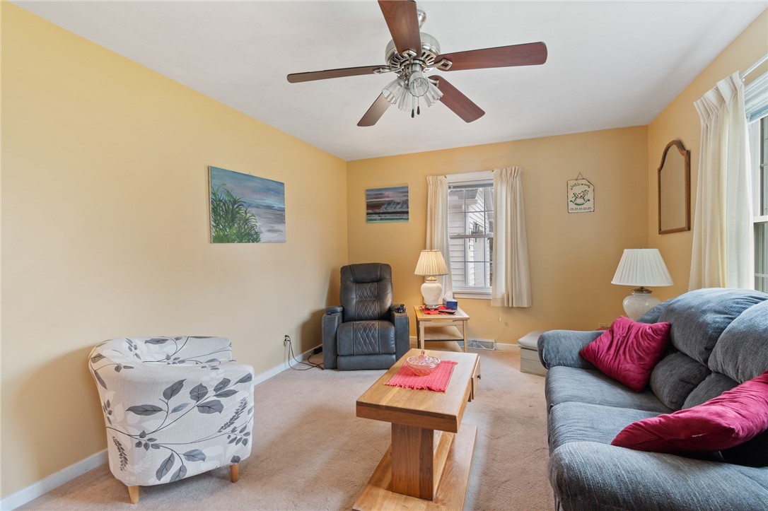 1404 Summit Drive Arcadia, NY 14513 - Photo 11 of 25