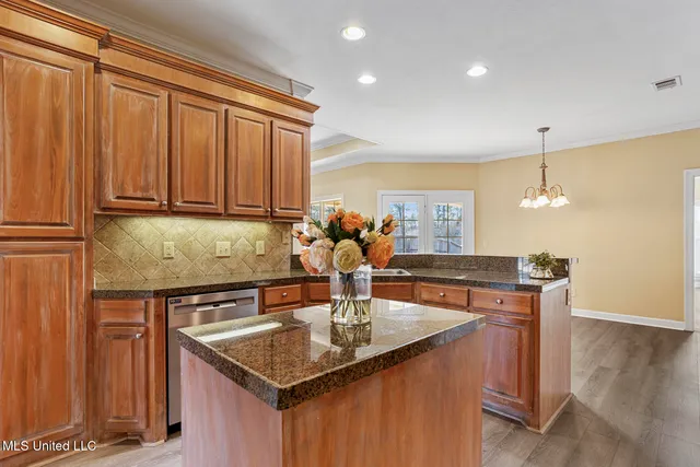 $339,000 | 326 Lasalle Court, Flowood, MS 39232