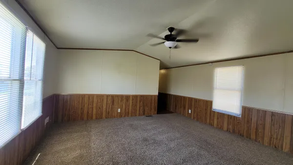 $1,150 | 6801 19th Street, Unit LOT 286, Lubbock, TX 79407