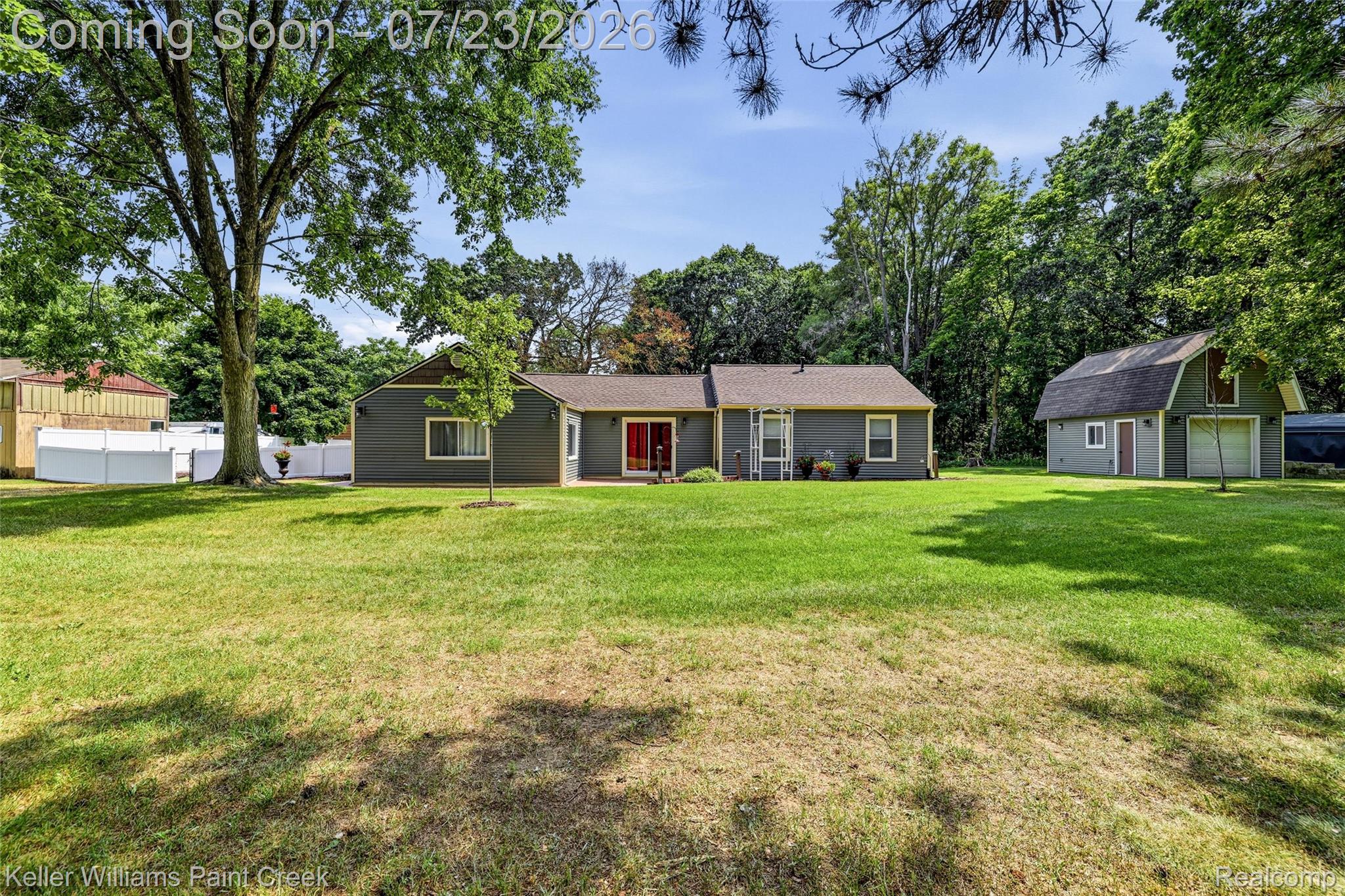 423 East Road Holly, MI 48442 - Photo 42 of 61 42-423_East_Rd_001.jpg
