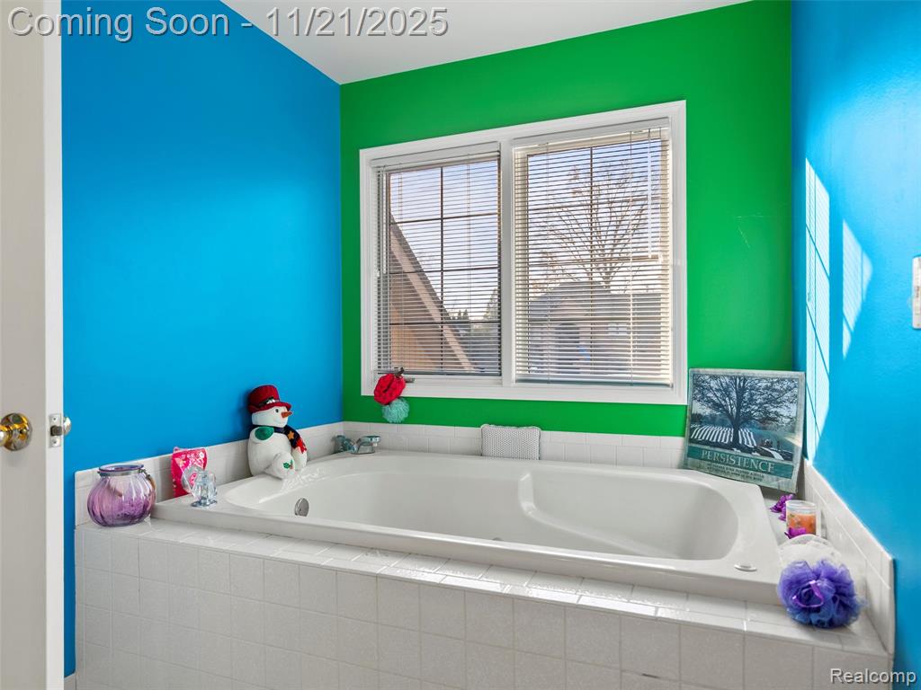 809 Grovecrest Rochester Hills, MI 48307 - Photo 18 of 32
