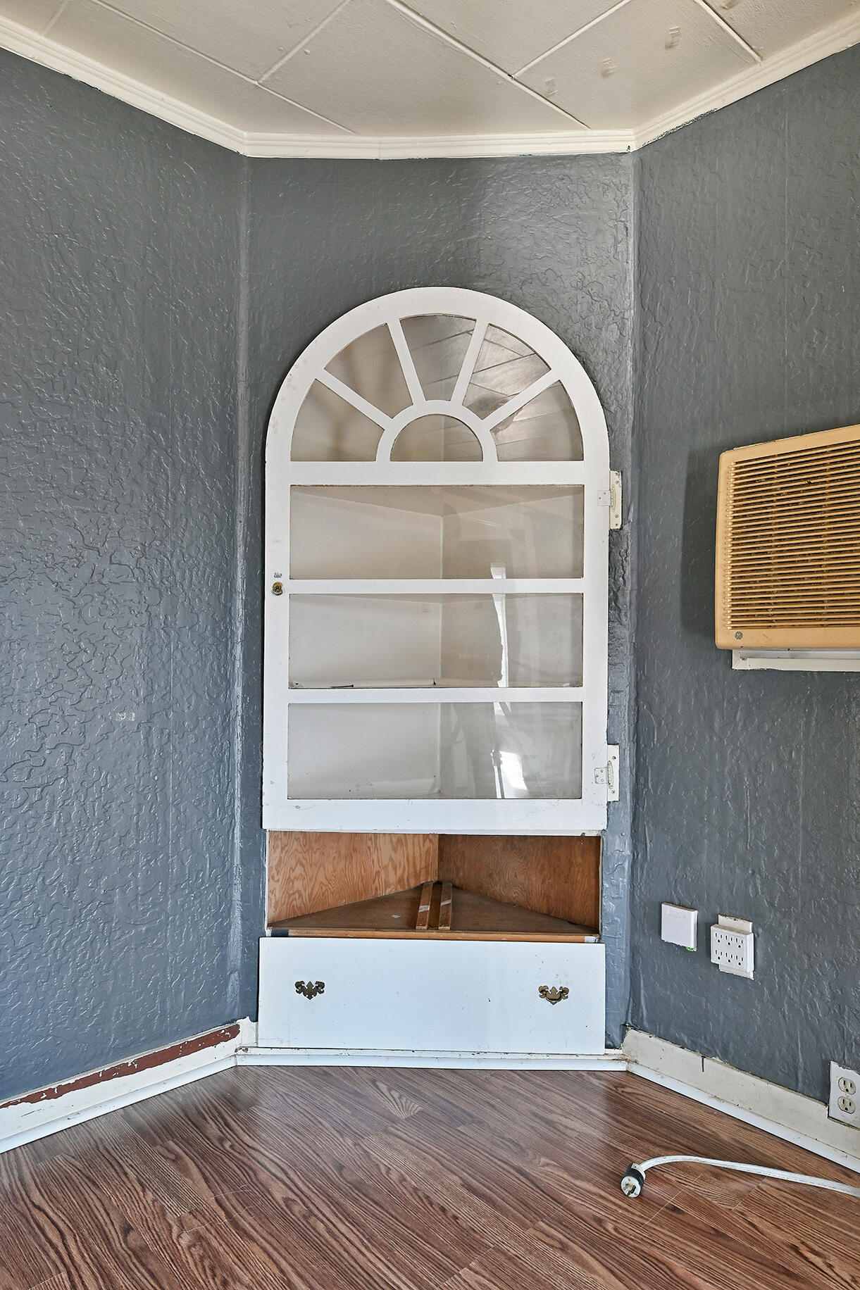 537 Laurel Street Central Point, OR 97502 - Photo 5 of 27 DSC_8551