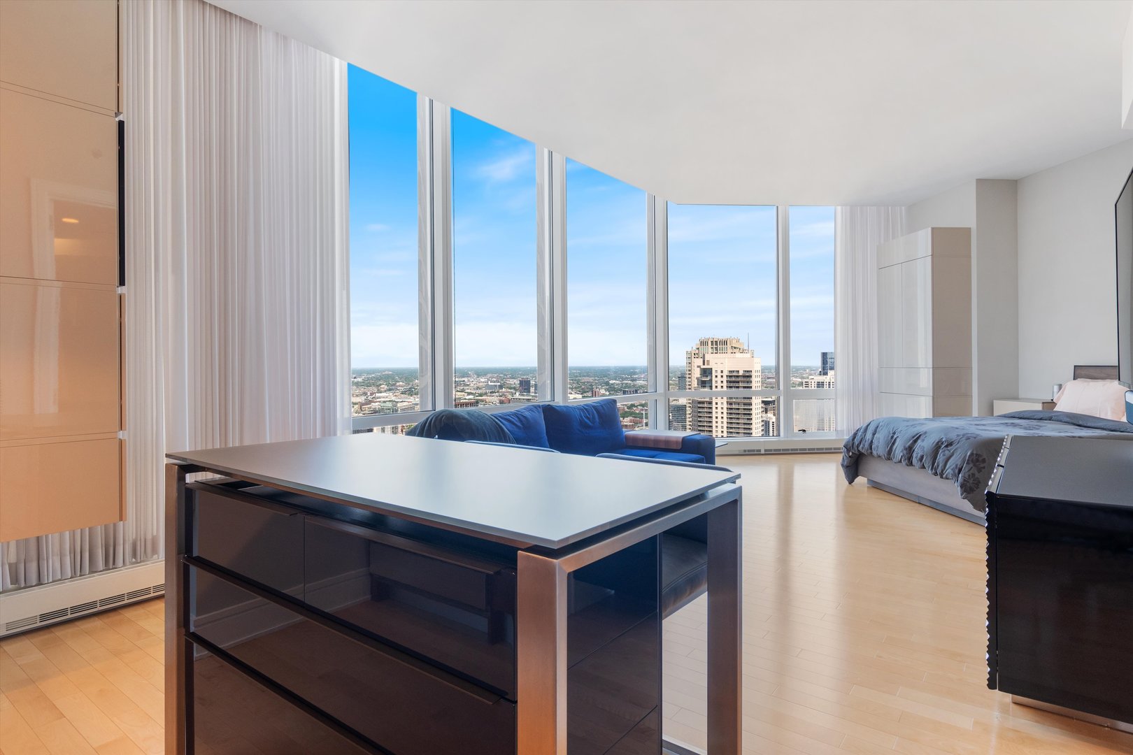 401 North Wabash Avenue, Unit 40F Chicago, IL 60611 - Photo 11 of 37