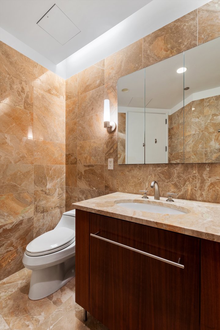 401 North Wabash Avenue, Unit 40F Chicago, IL 60611 - Photo 18 of 37