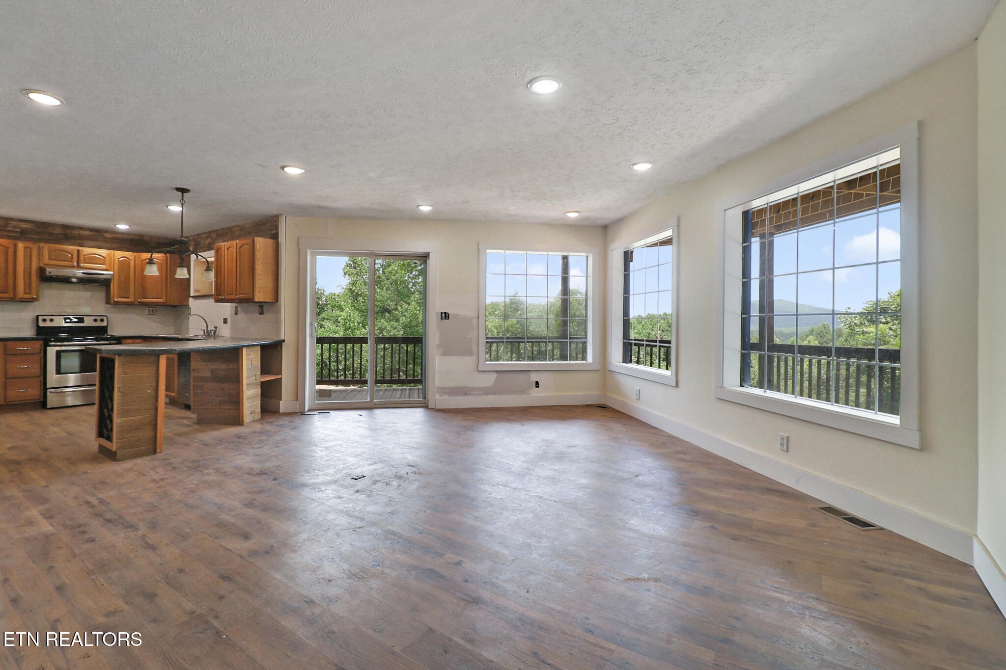 517 Big Sky Road Jamestown, TN 38556 - Photo 13 of 50