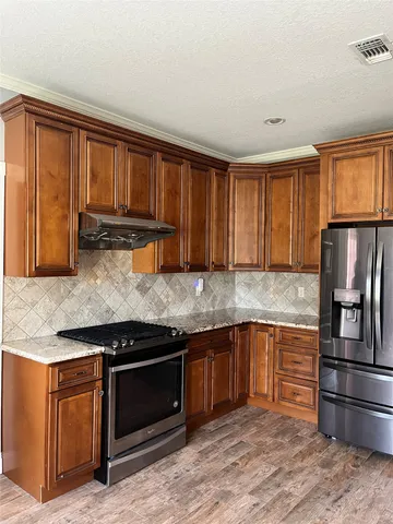 $3,700 | 6630 Bailey Road, Pearland, TX 77584