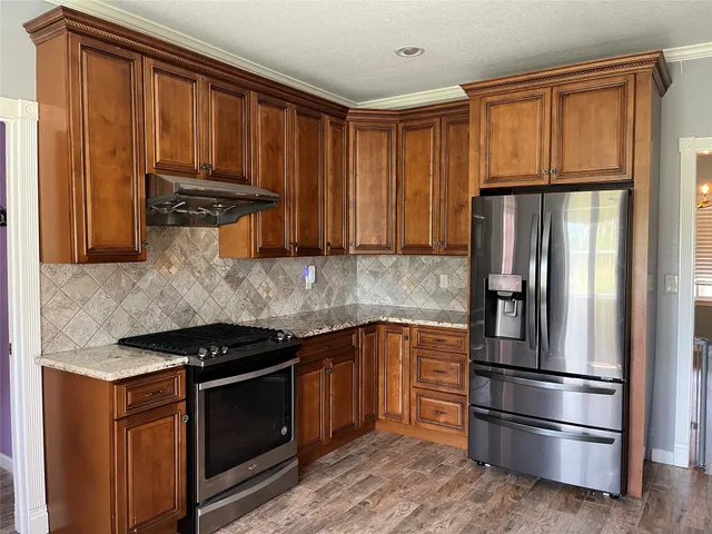 $3,700 | 6630 Bailey Road, Pearland, TX 77584