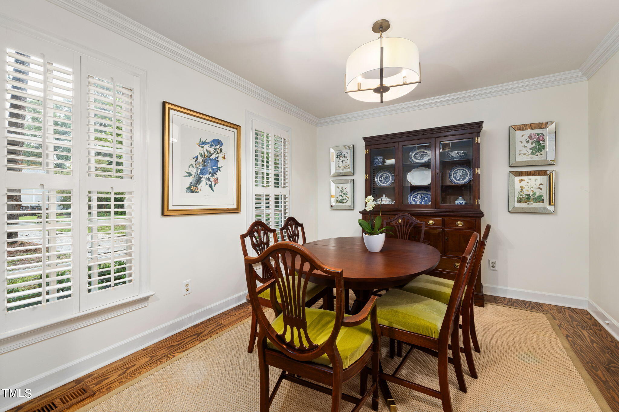 2404 Chello Court Raleigh, NC 27612 - Photo 14 of 34 18-web-or-mls-7K5A2015