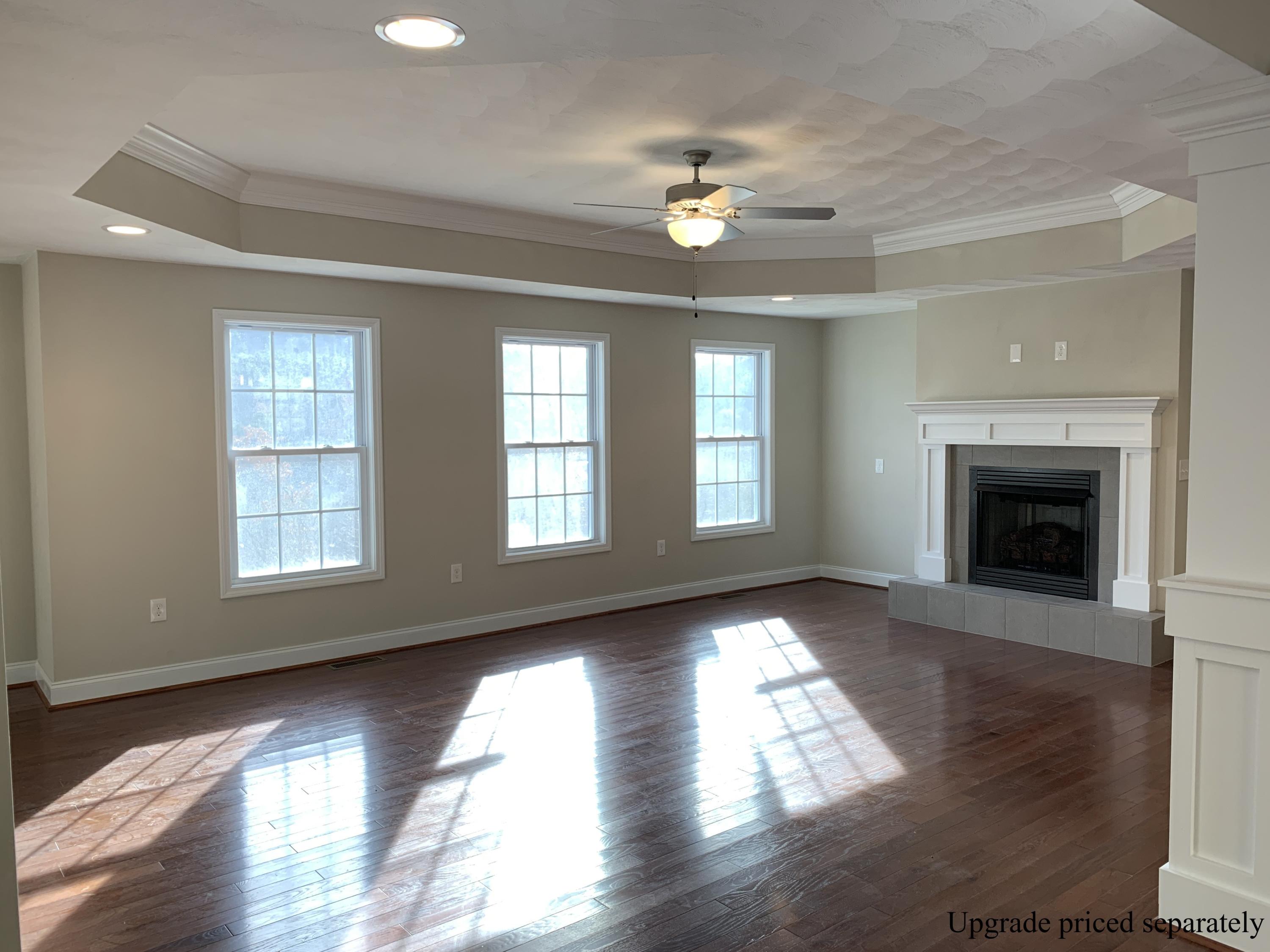 5598 Huntridge Road Roanoke, VA 24012 - Photo 15 of 17 X7 - Living Room Upgrade