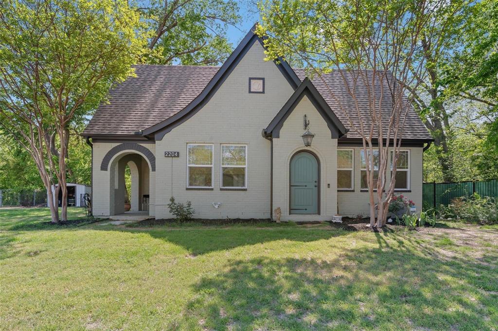 2204 Burning Tree Lane Denton, TX 76209 - Photo 1 of 29