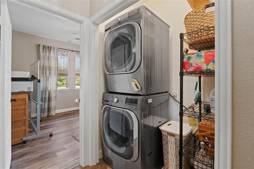 2204 Burning Tree Lane Denton, TX 76209 - Photo 11 of 29