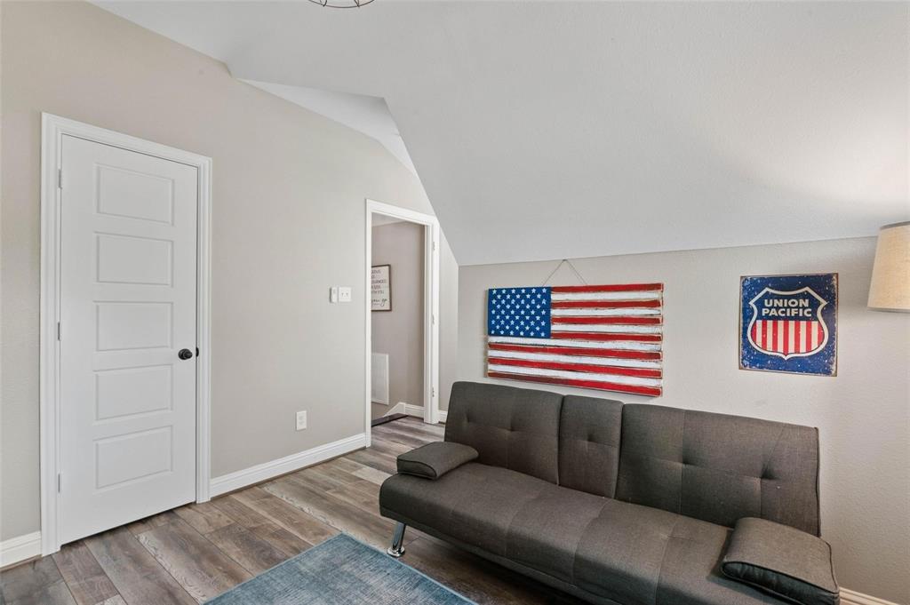 2204 Burning Tree Lane Denton, TX 76209 - Photo 20 of 29