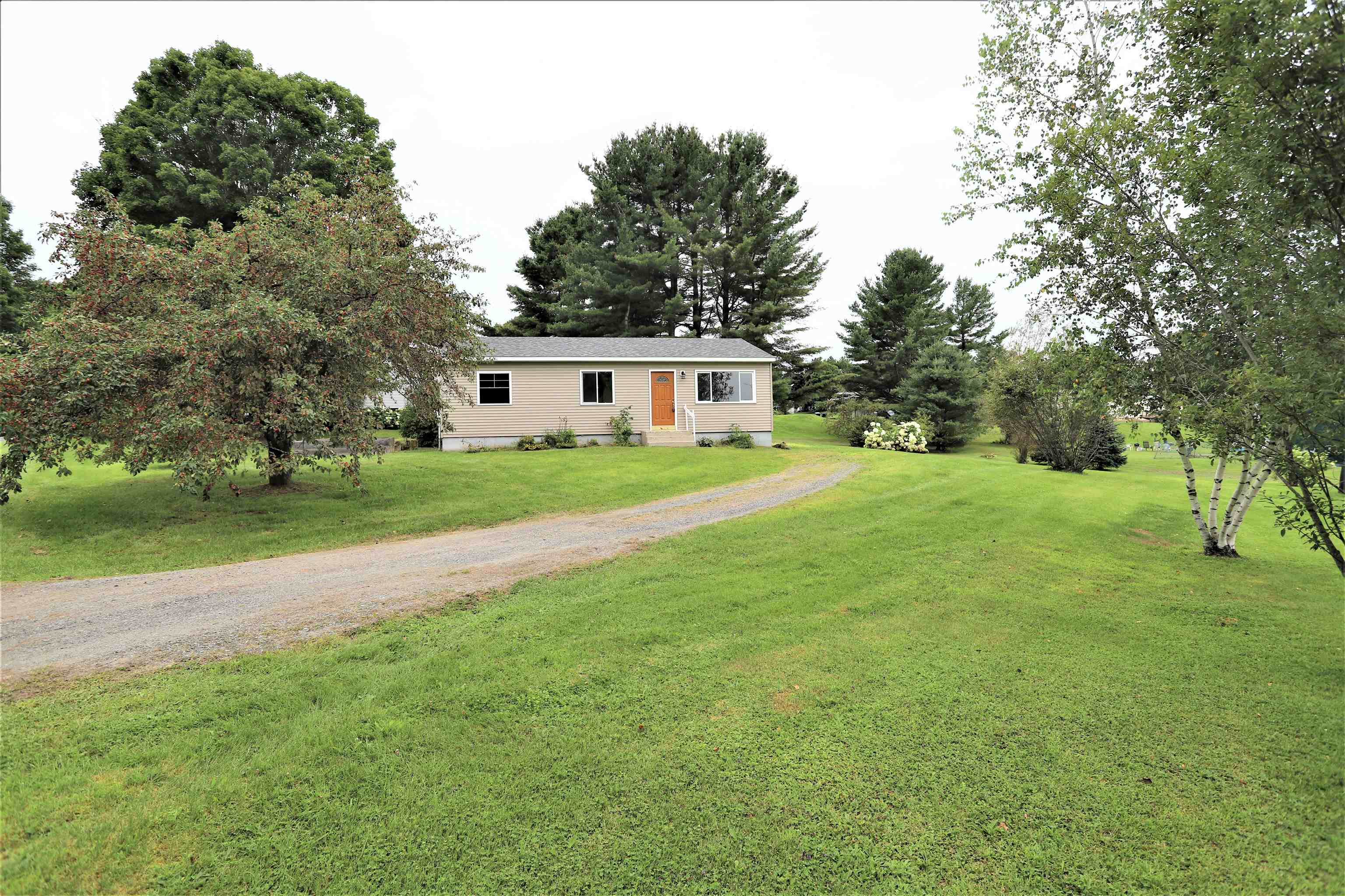 100 Scottsdale Road Newport, VT 05855 - Photo 1 of 17 Gallery Image 1
