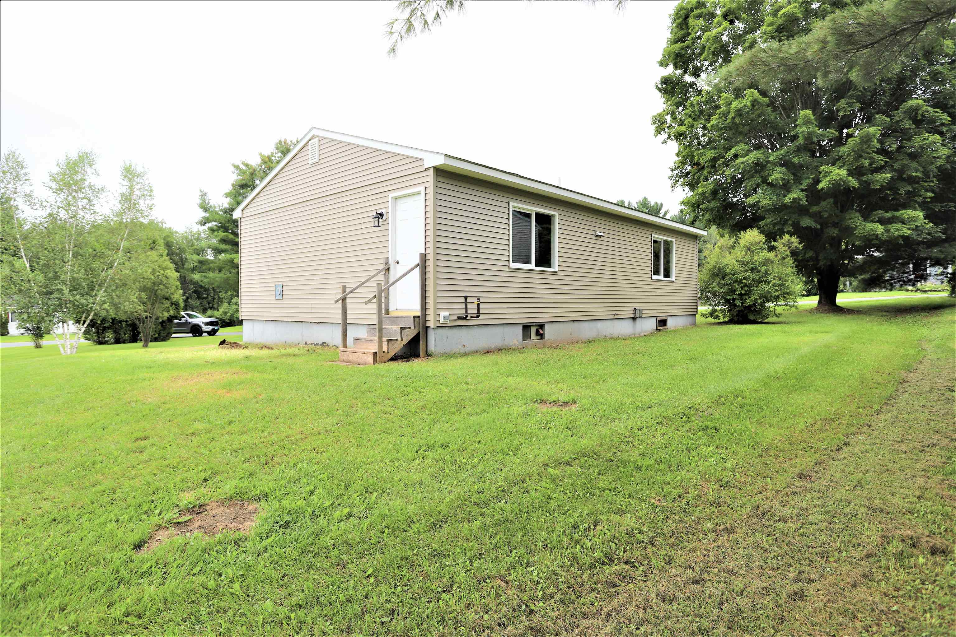 100 Scottsdale Road Newport, VT 05855 - Photo 11 of 17 Gallery Image 11