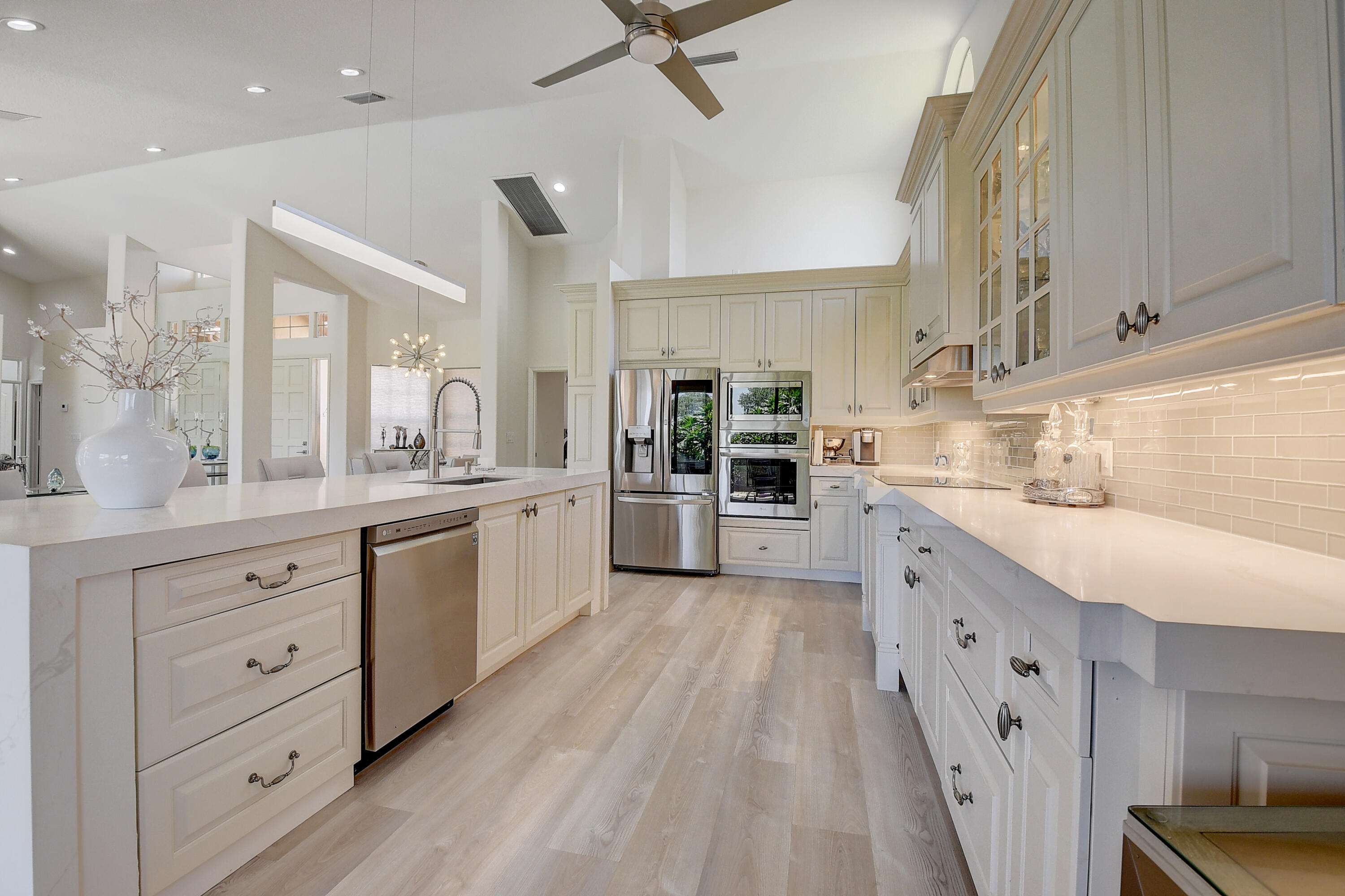 7660 Dorchester Road Boynton Beach, FL 33472 - Photo 15 of 80 13_dsc_5075_6_7_8_9