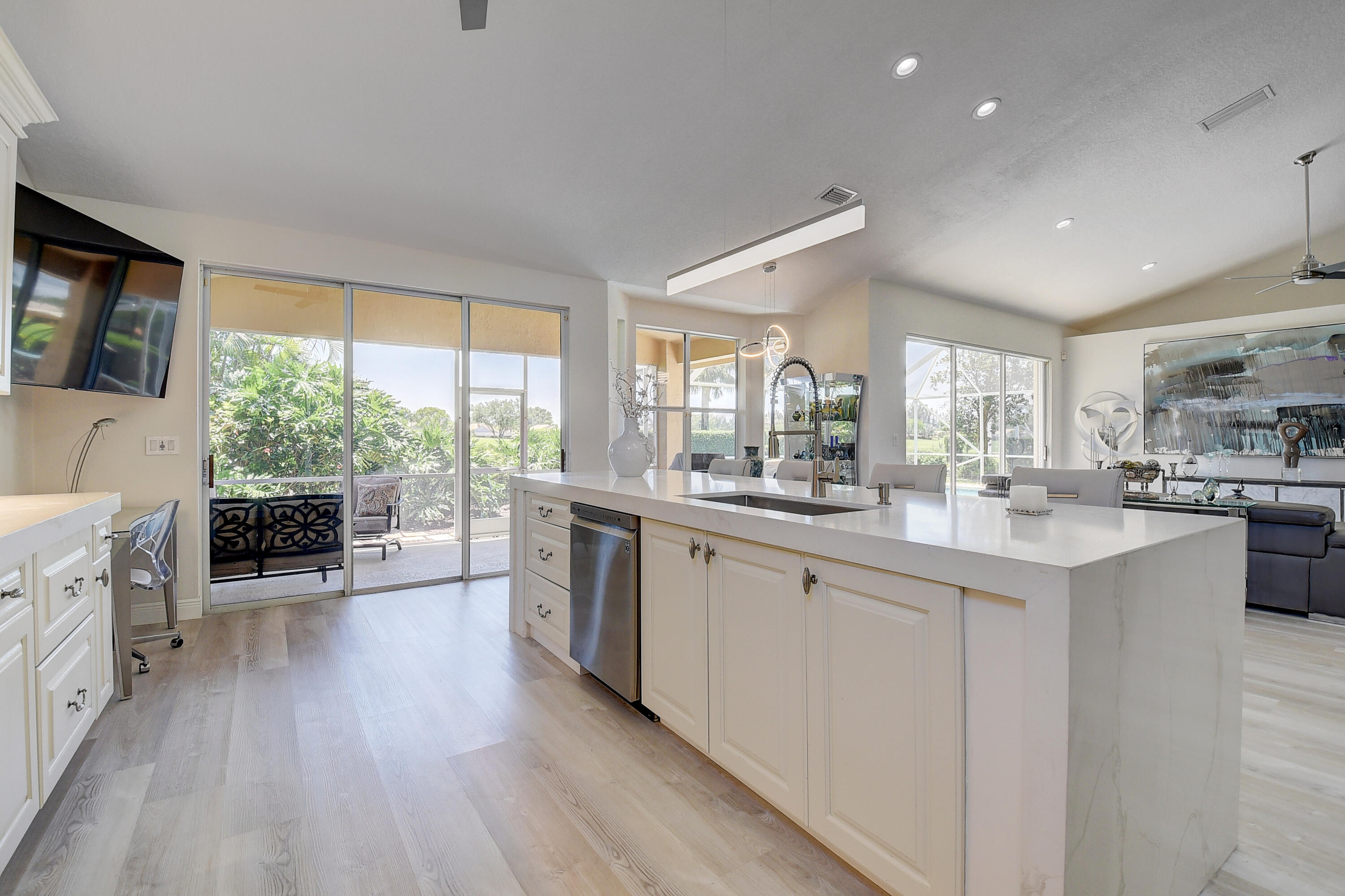 7660 Dorchester Road Boynton Beach, FL 33472 - Photo 17 of 80 15_dsc_5085_6_7_8_9