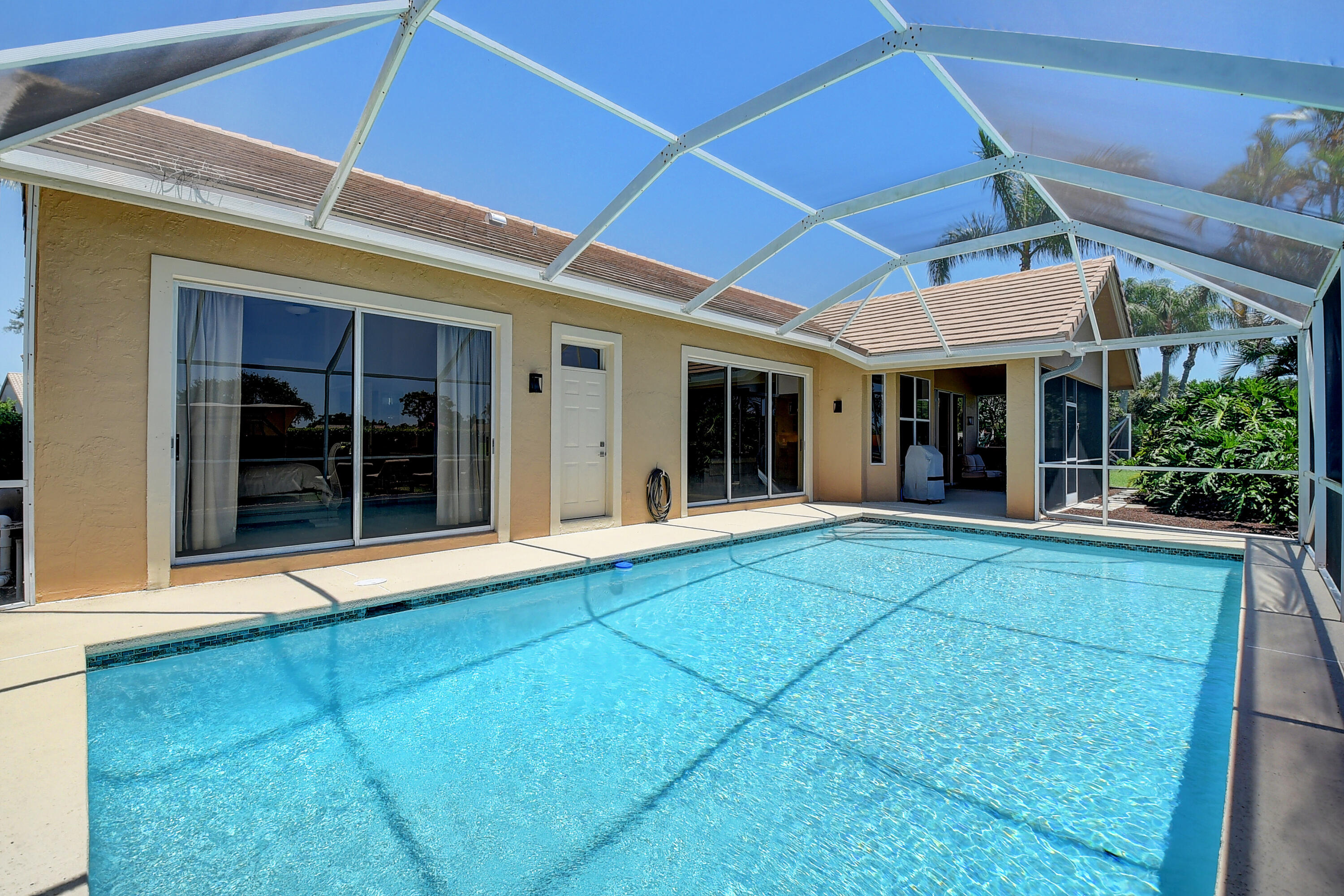 7660 Dorchester Road Boynton Beach, FL 33472 - Photo 38 of 80 37_dsc_5195_6_7_8_9