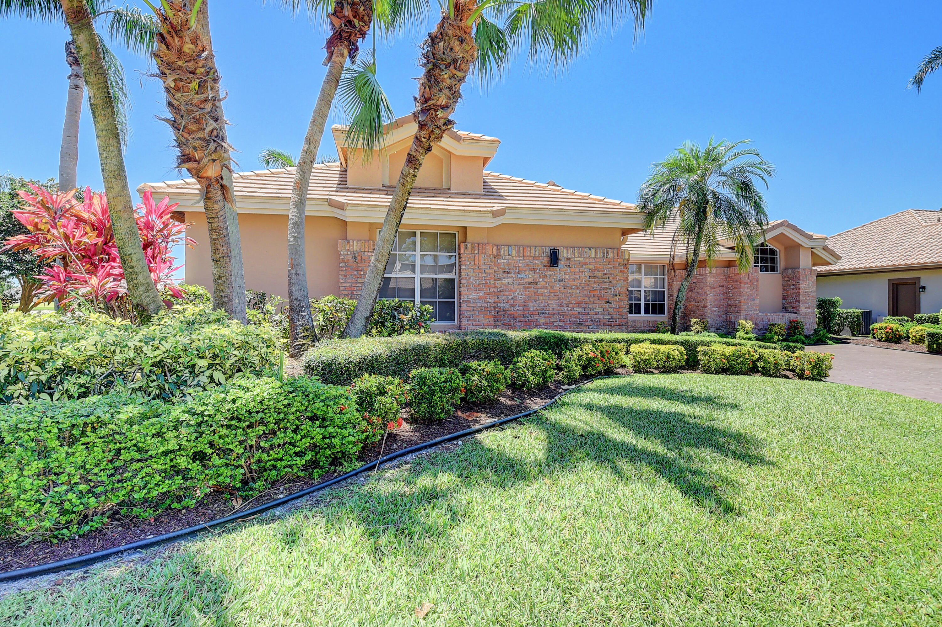 7660 Dorchester Road Boynton Beach, FL 33472 - Photo 5 of 80 02_dsc_5020_1_2_3_4