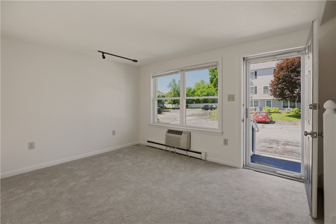 200 Post Road, Unit 411 Warwick, RI 02888 - Photo 7 of 34