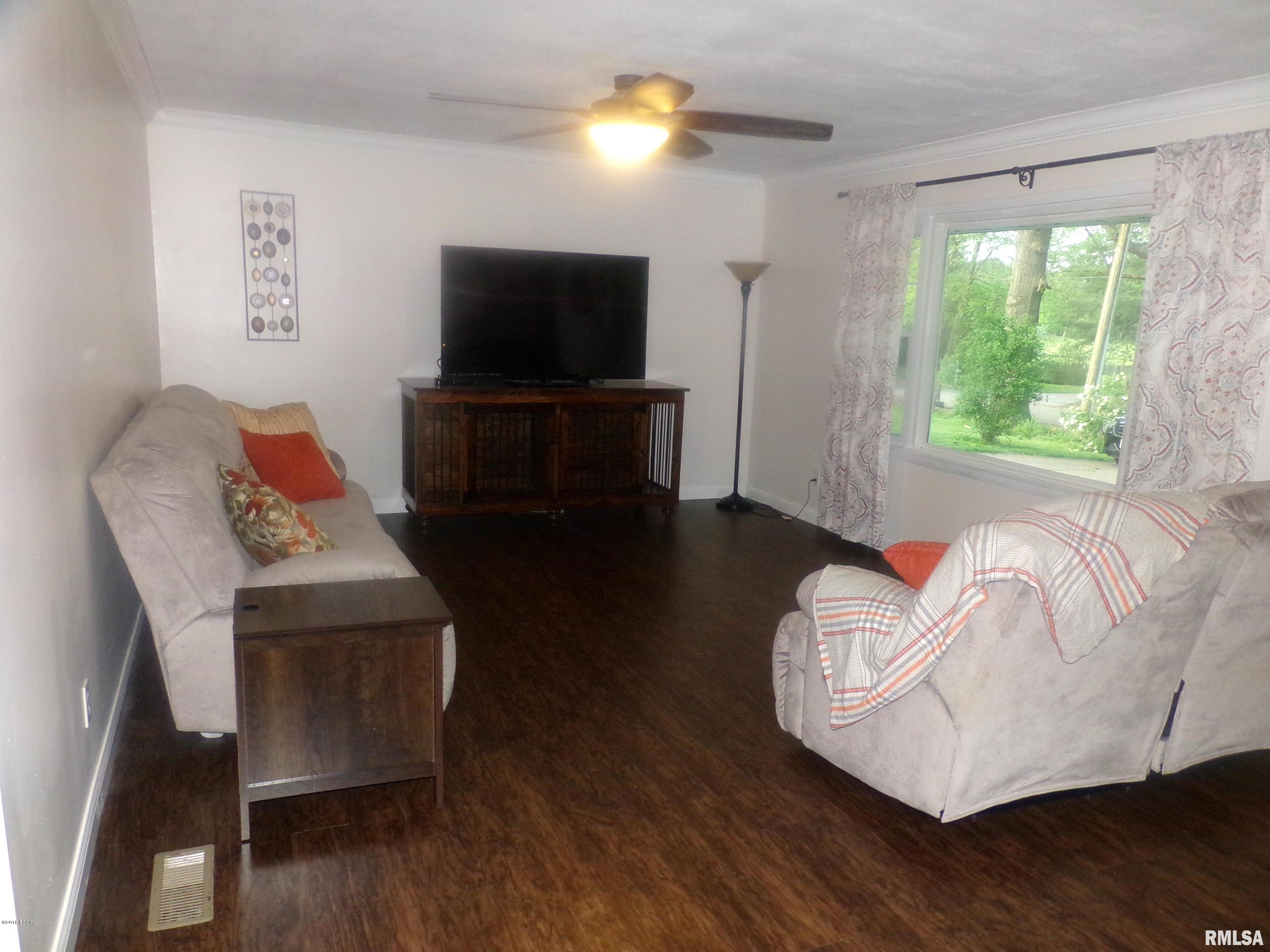 295 Fairway Vista Road Murphysboro, IL 62966 - Photo 5 of 34 Gallery Image 5