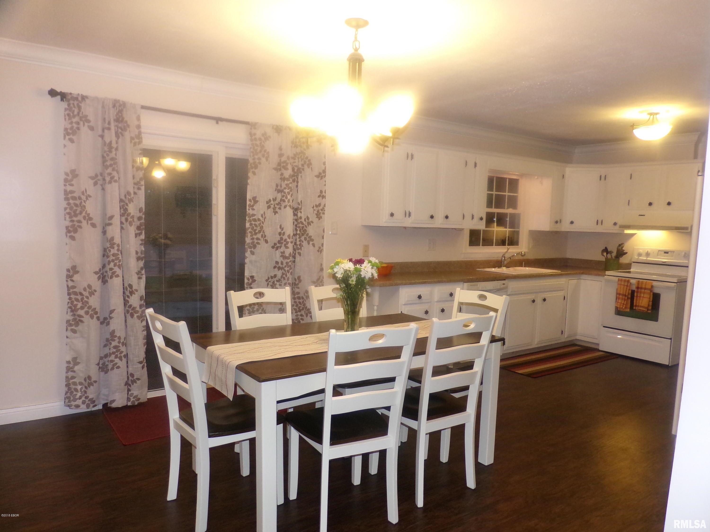 295 Fairway Vista Road Murphysboro, IL 62966 - Photo 9 of 34 Gallery Image 9