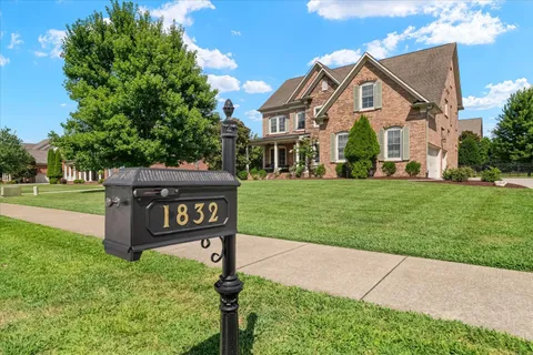 $1,625,000 | 1832 Ivy Crest Drive, Brentwood, TN 37027