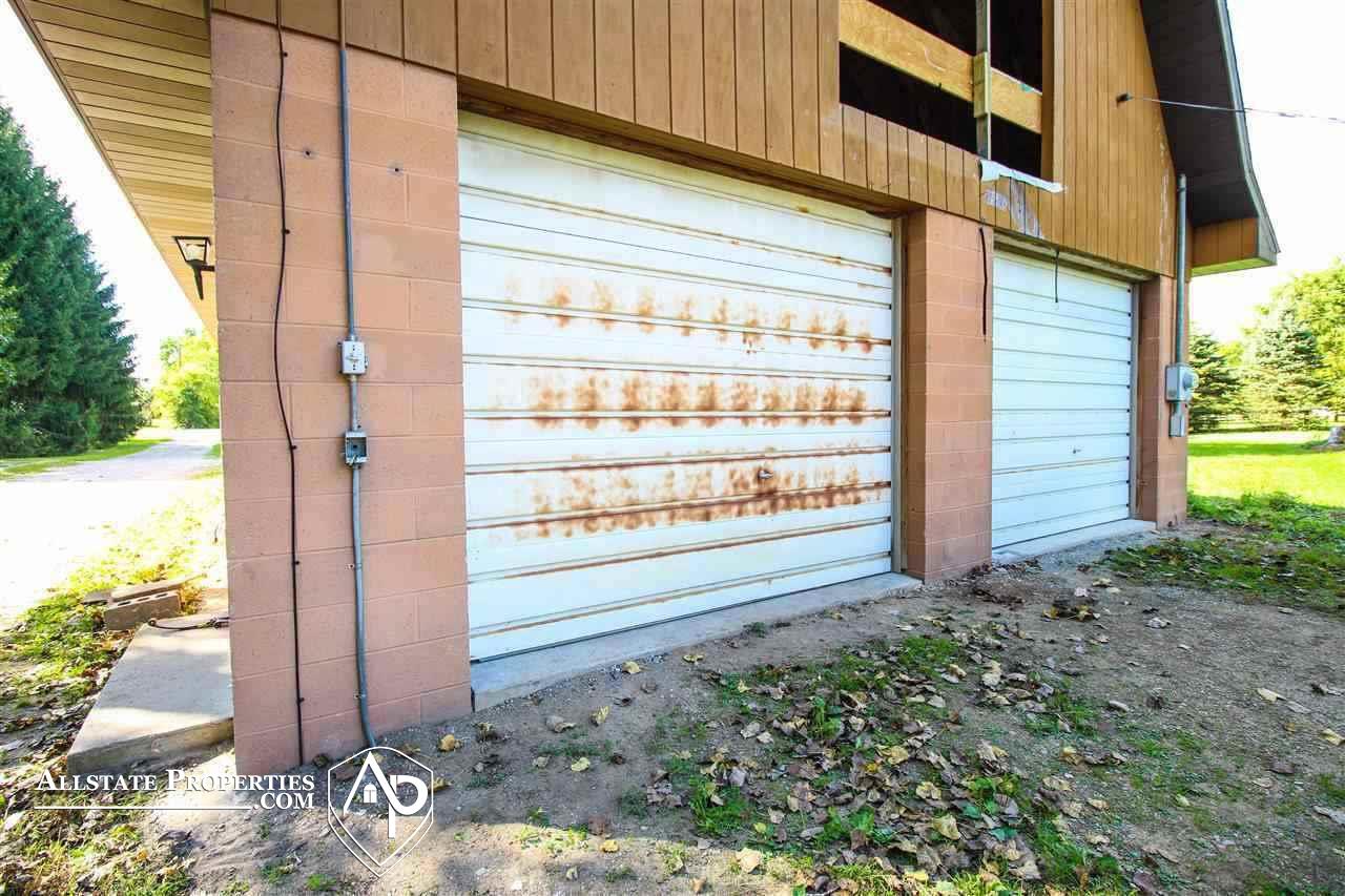 4460 Center Road Flint, MI 48506 - Photo 19 of 33