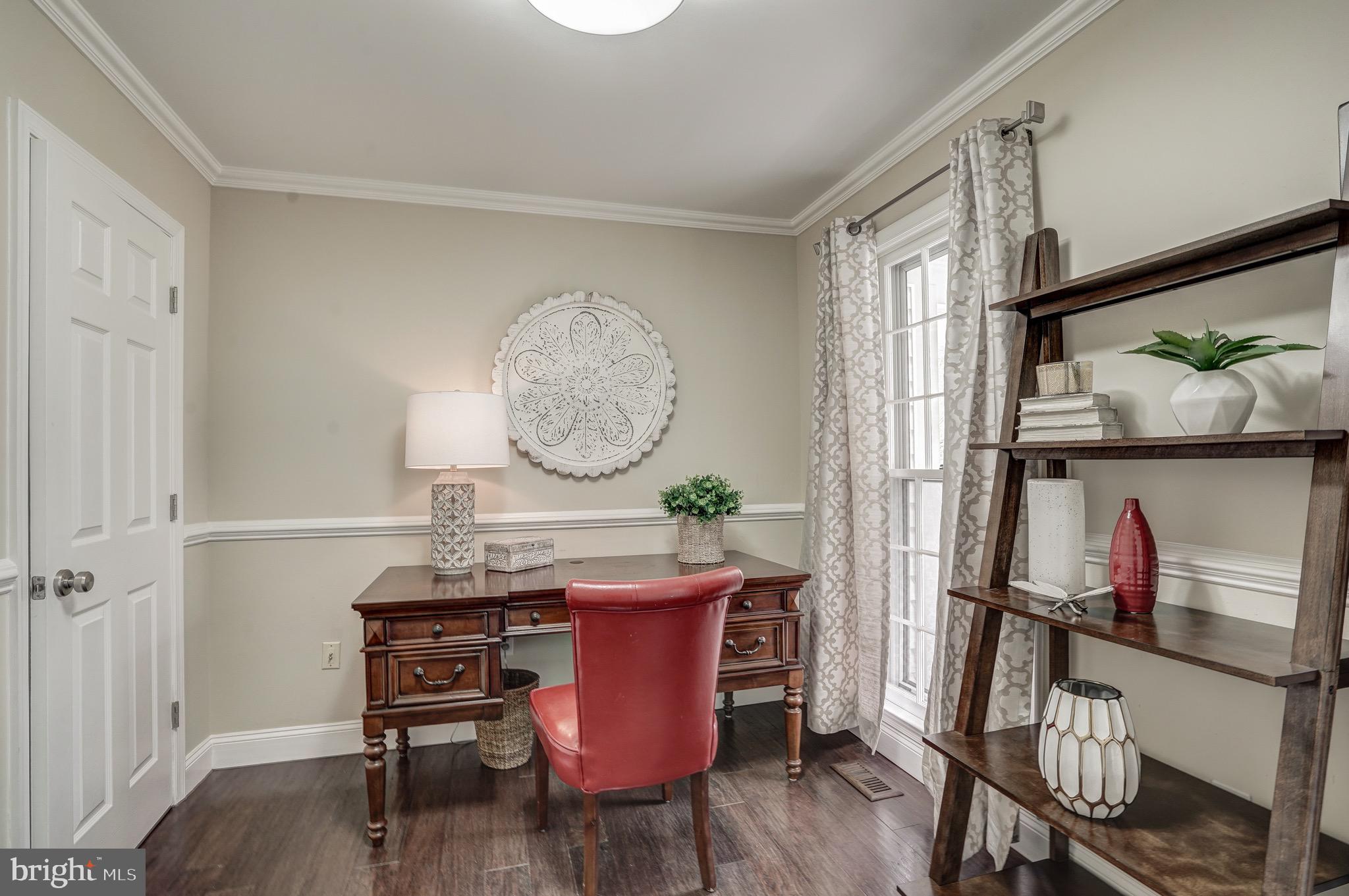 6831 Bluecurl Circle Springfield, VA 22152 - Photo 13 of 50 Front study