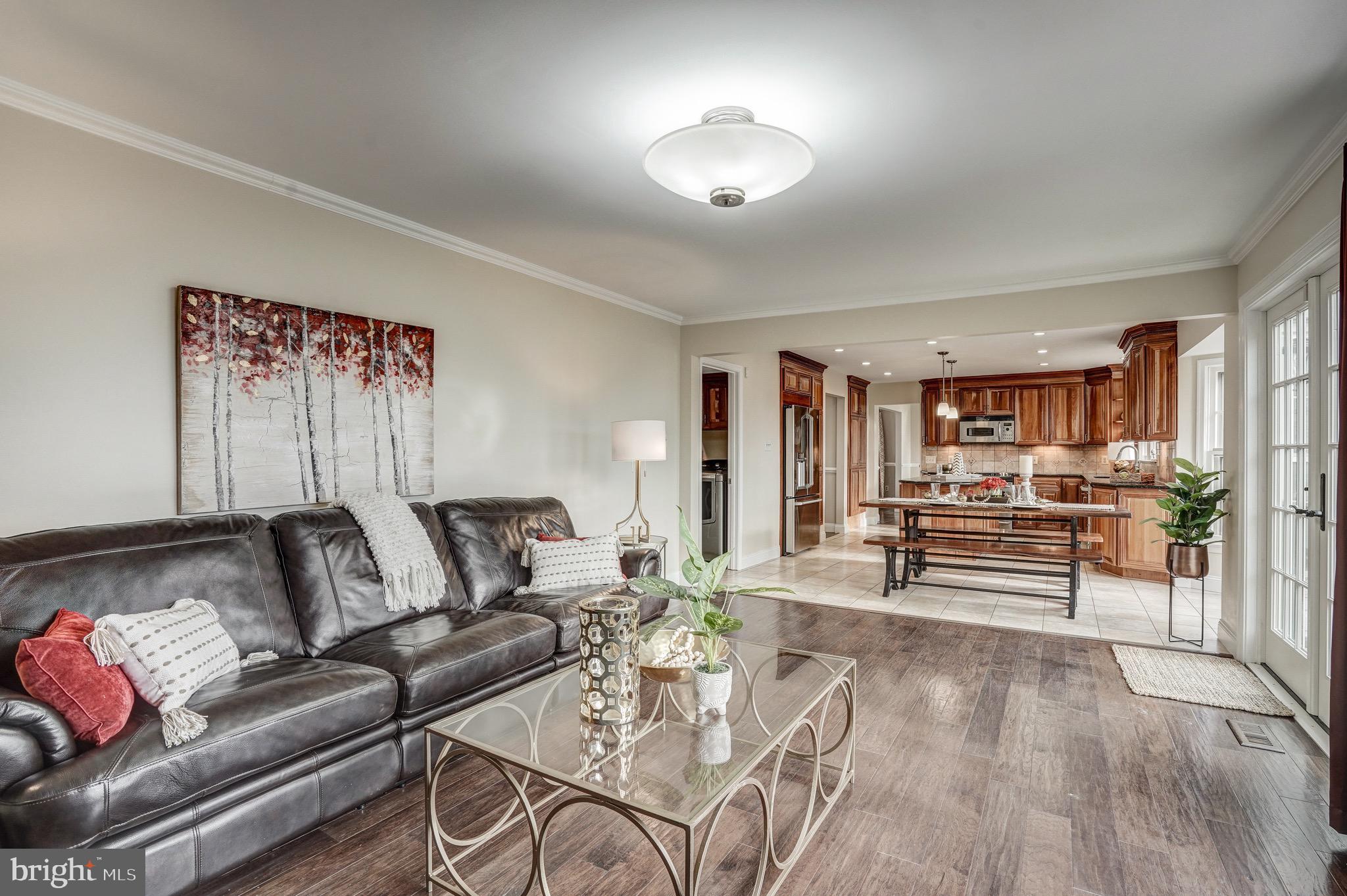 6831 Bluecurl Circle Springfield, VA 22152 - Photo 21 of 50 An entertainers paradise