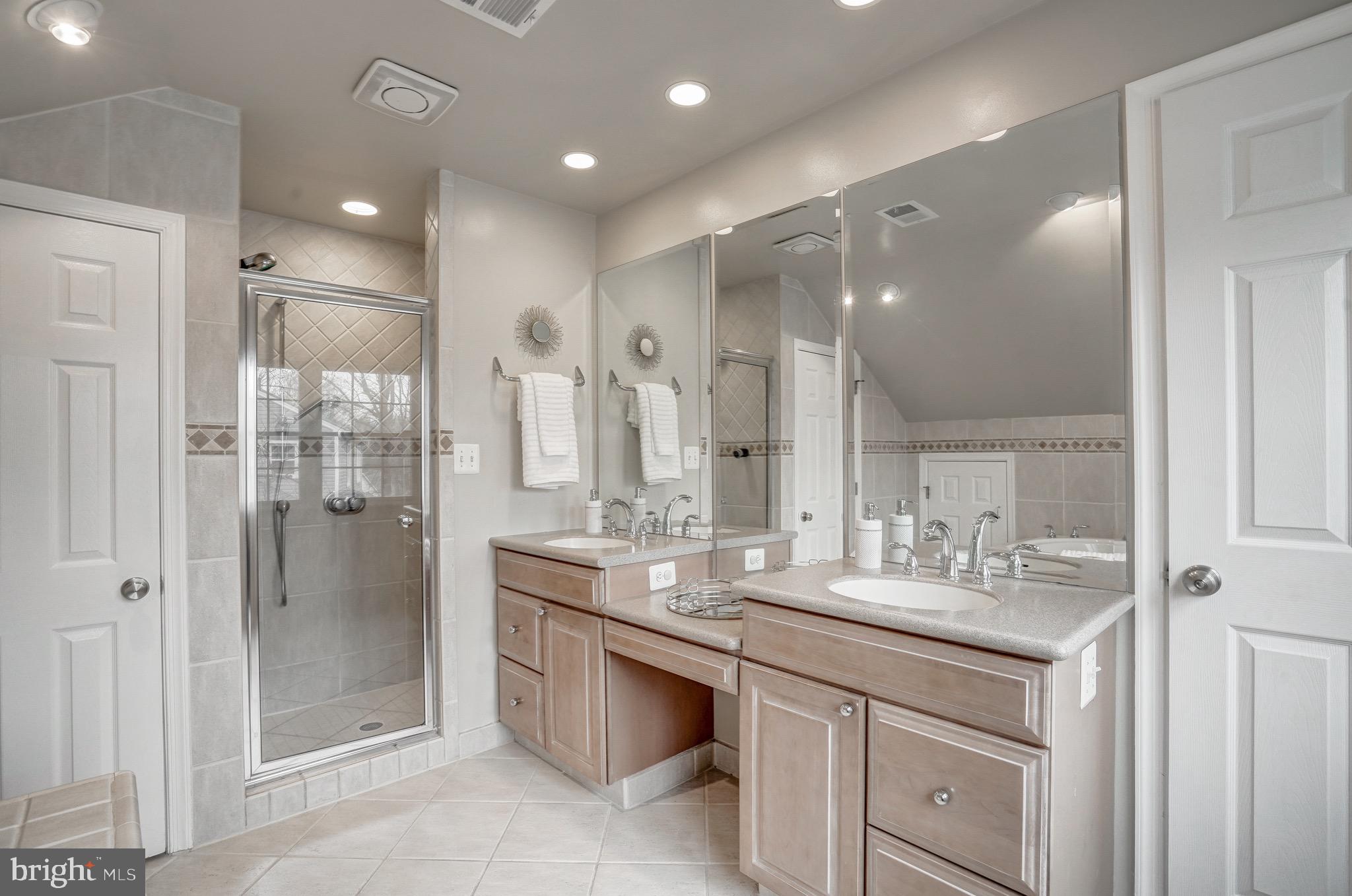 6831 Bluecurl Circle Springfield, VA 22152 - Photo 29 of 50 Gorgeous en-suite bathroom