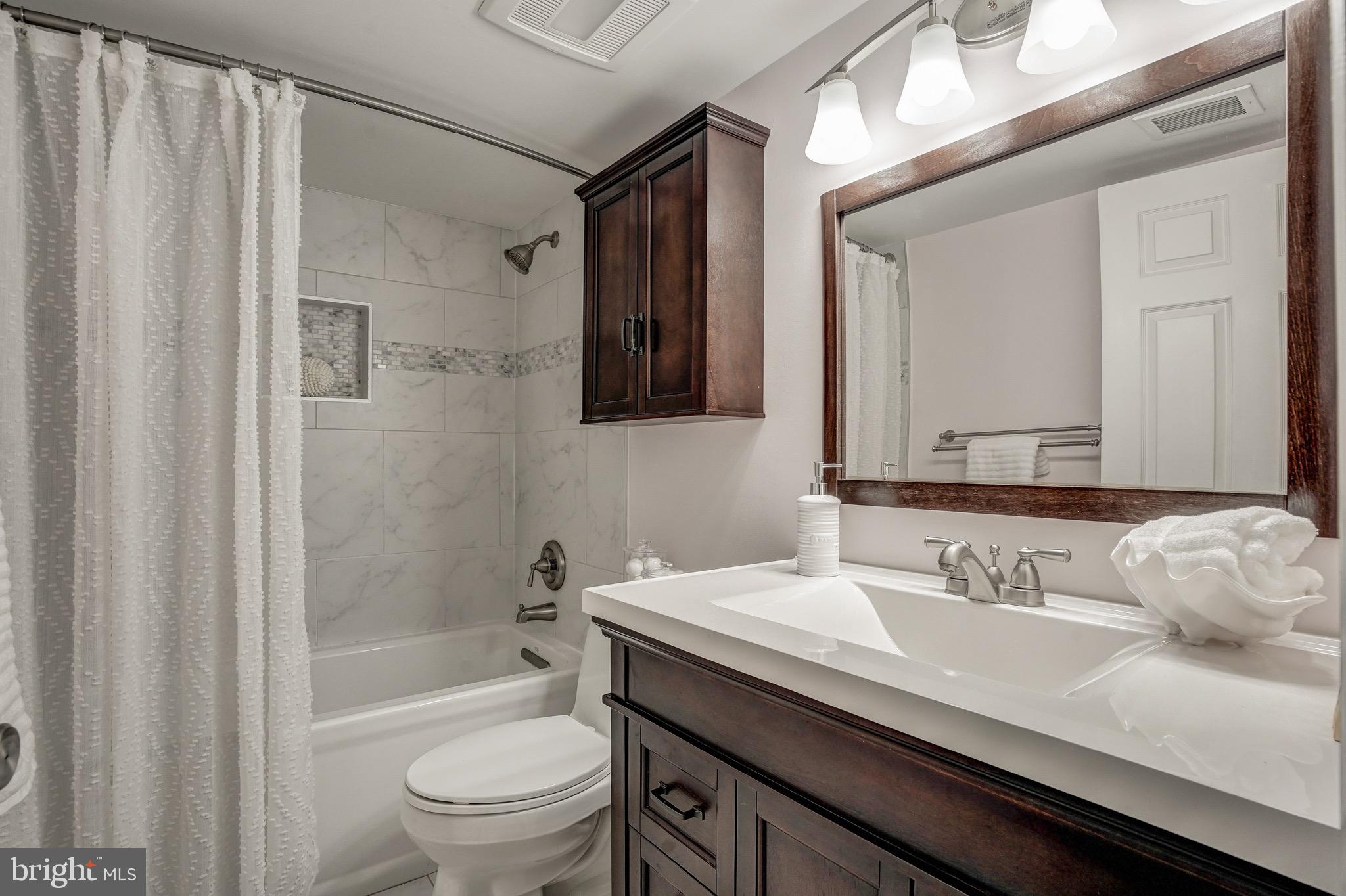 6831 Bluecurl Circle Springfield, VA 22152 - Photo 43 of 50 Beautifully updated full bathroom