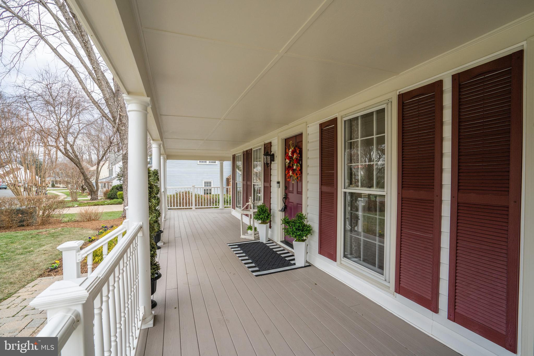 6831 Bluecurl Circle Springfield, VA 22152 - Photo 5 of 50 Look at this porch!