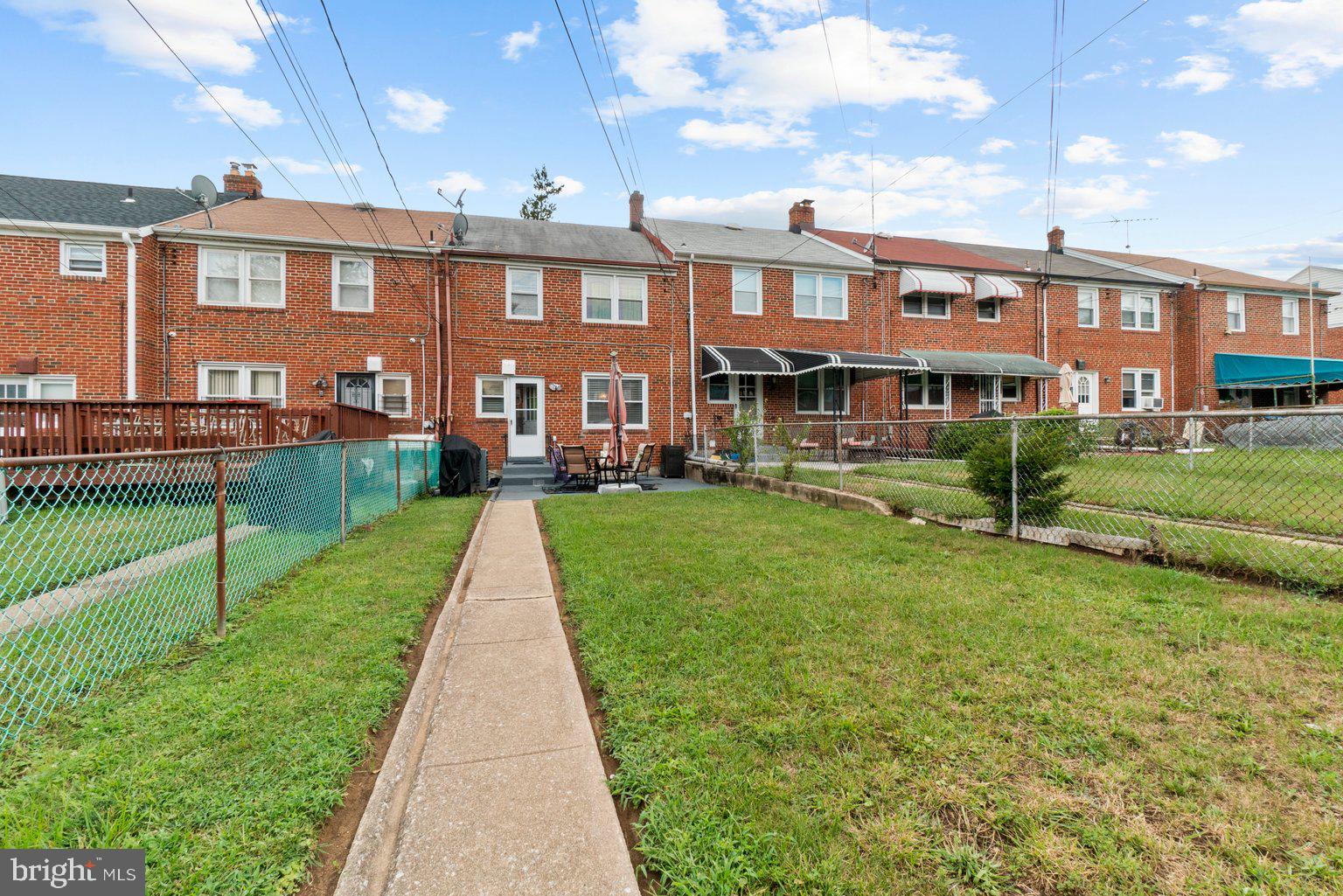 6117 Marlora Road Baltimore, MD 21239 - Photo 2 of 34