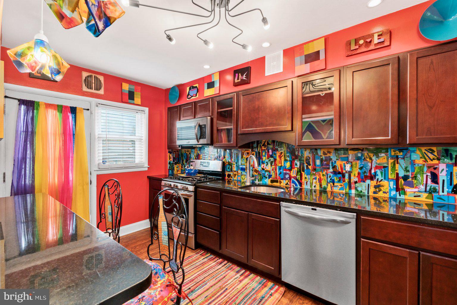 6117 Marlora Road Baltimore, MD 21239 - Photo 12 of 34