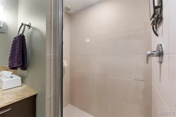 $264,000 | 915 Olive Street, Unit 1011, St. Louis, MO 63101