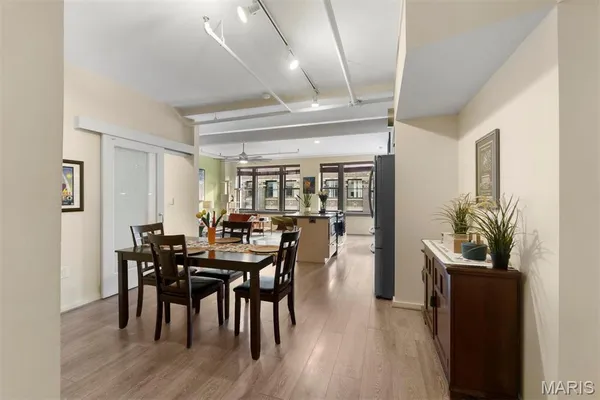 $264,000 | 915 Olive Street, Unit 1011, St. Louis, MO 63101