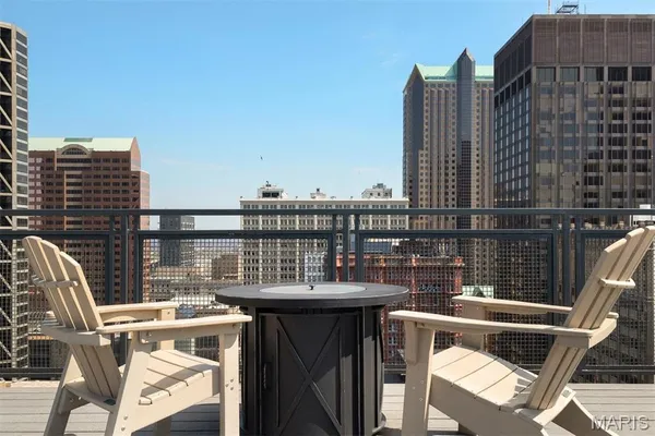 $264,000 | 915 Olive Street, Unit 1011, St. Louis, MO 63101