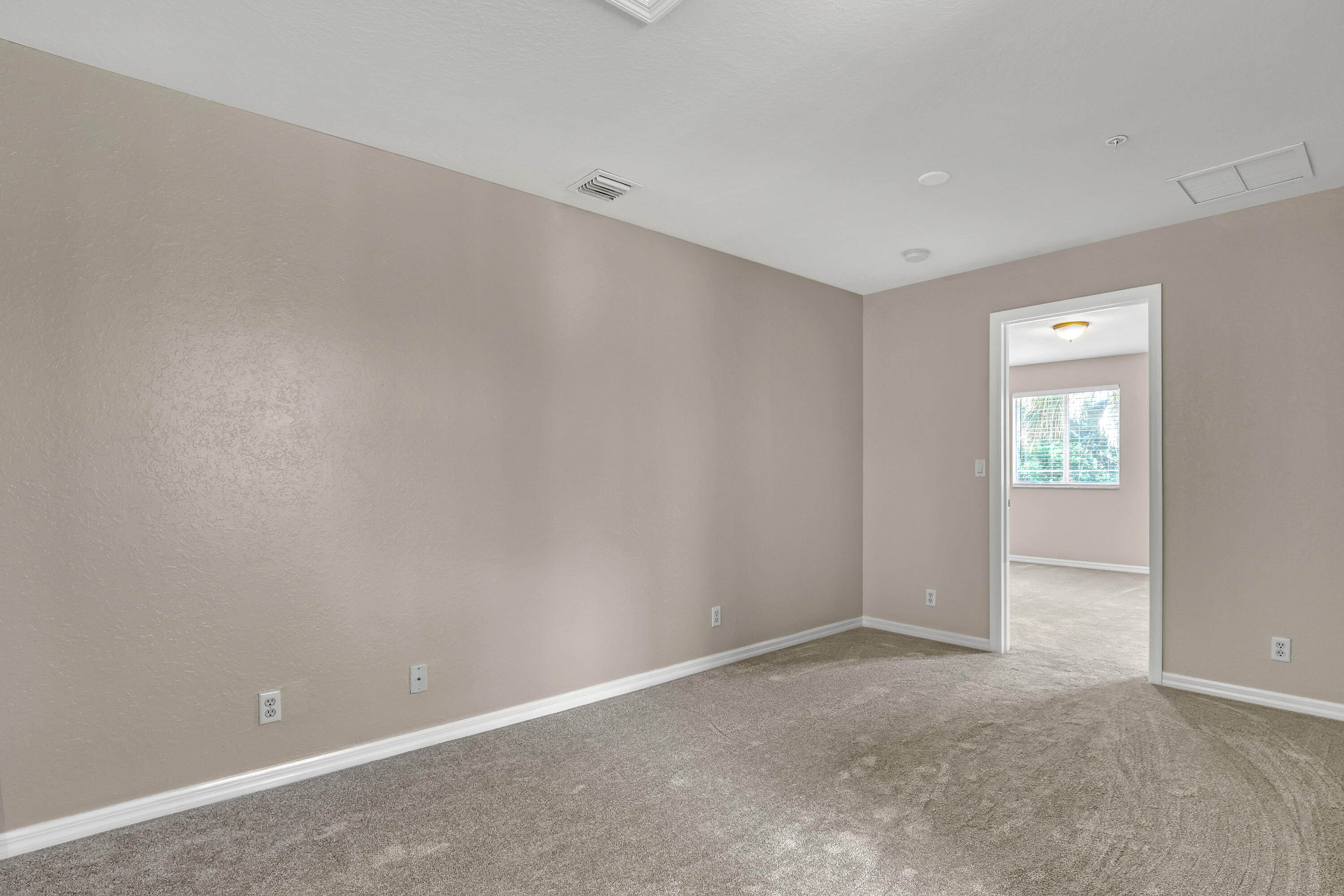 296 Southeast Bloxham Way Stuart, FL 34997 - Photo 19 of 44 296 SE Bloxham (20)