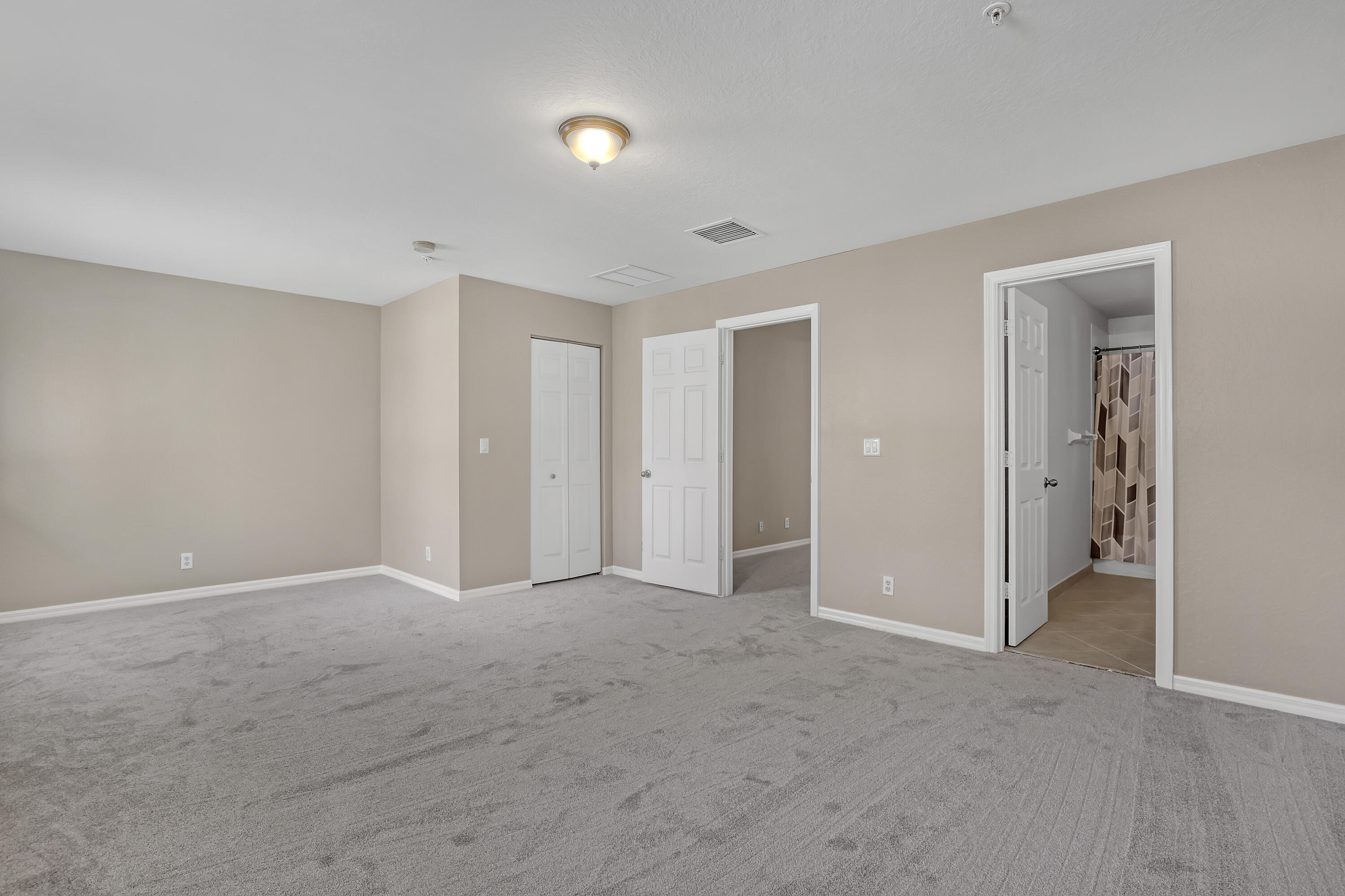 296 Southeast Bloxham Way Stuart, FL 34997 - Photo 24 of 44 296 SE Bloxham (25)