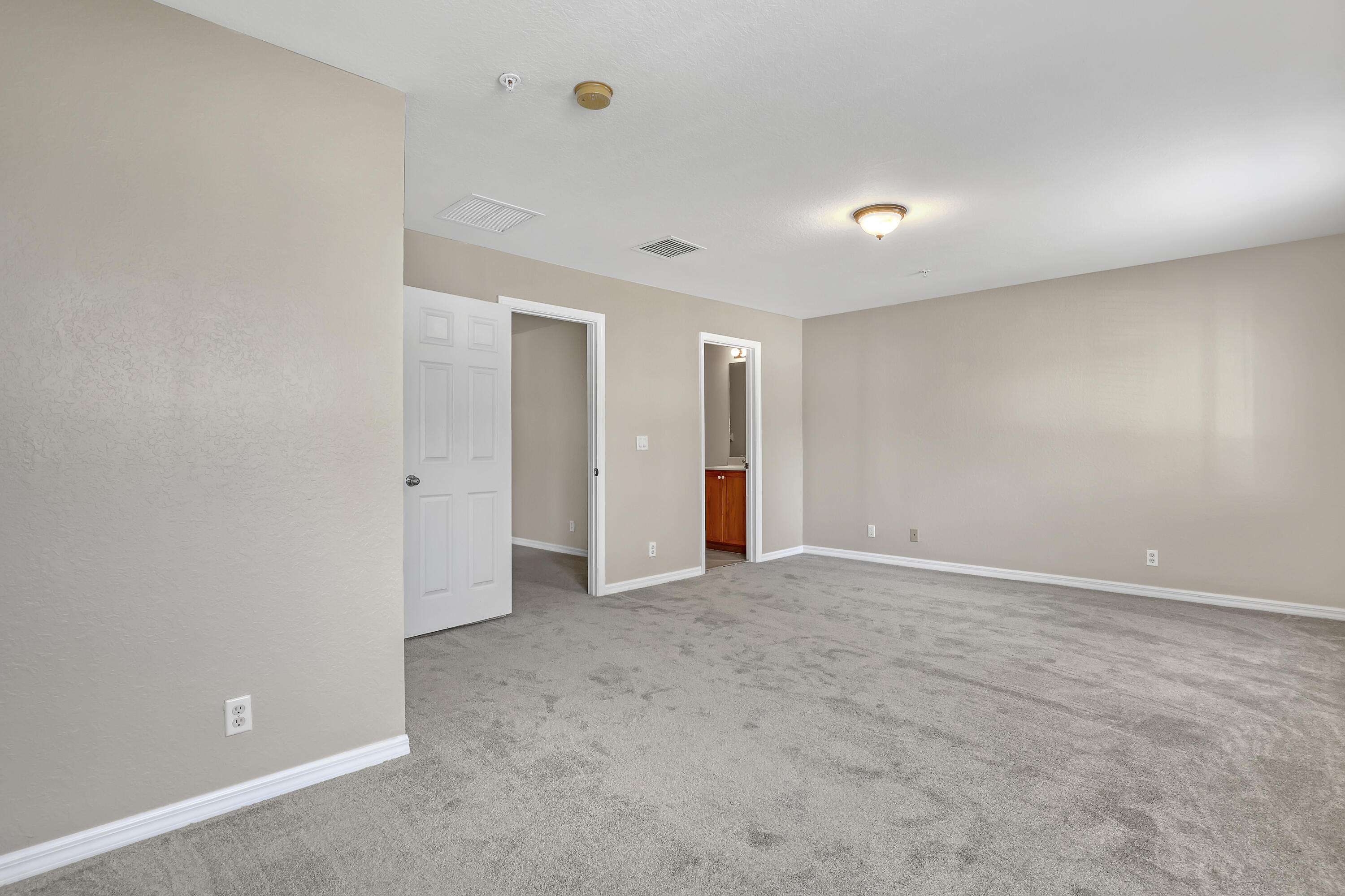 296 Southeast Bloxham Way Stuart, FL 34997 - Photo 25 of 44 296 SE Bloxham (26)