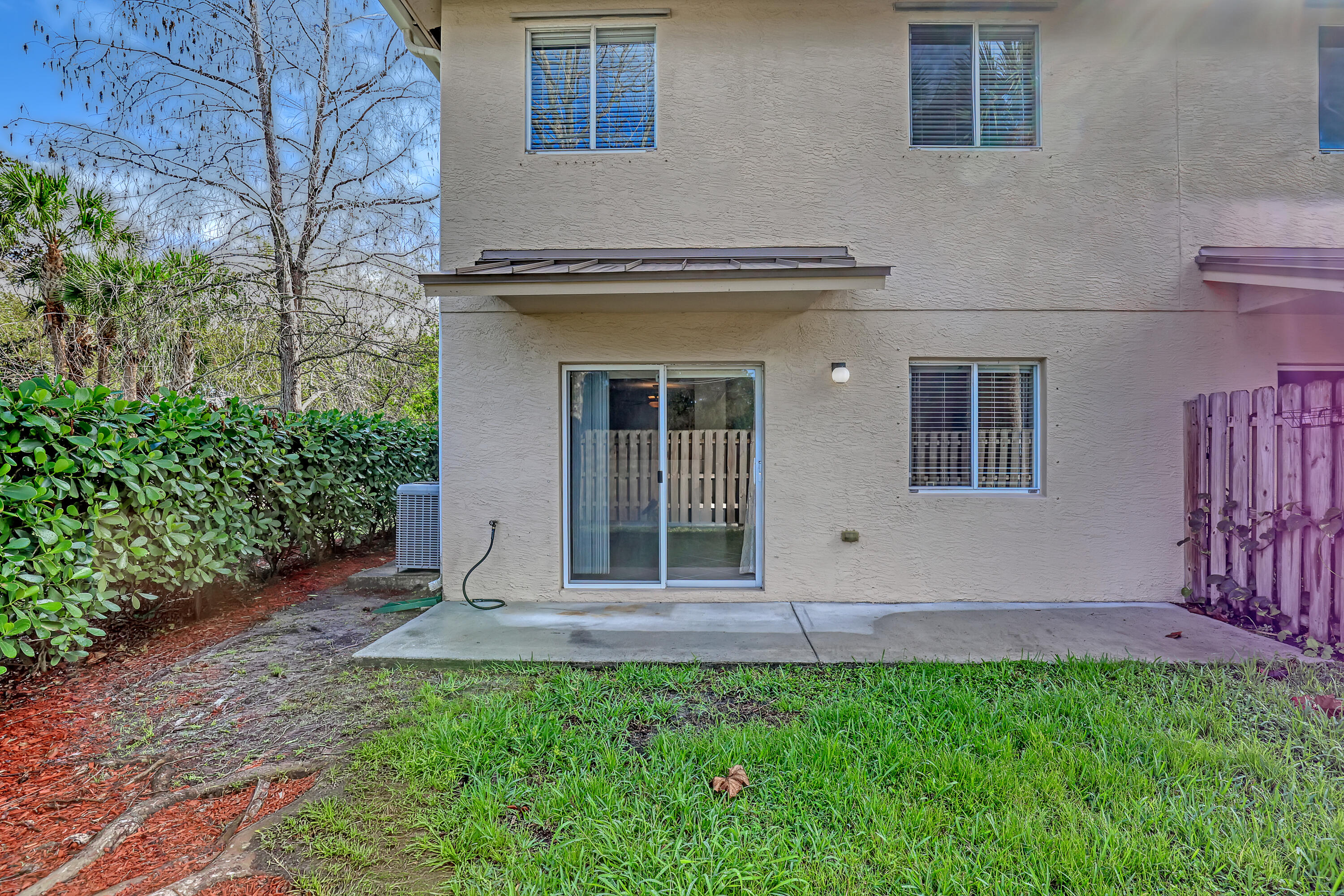 296 Southeast Bloxham Way Stuart, FL 34997 - Photo 35 of 44 296 SE Bloxham (36)