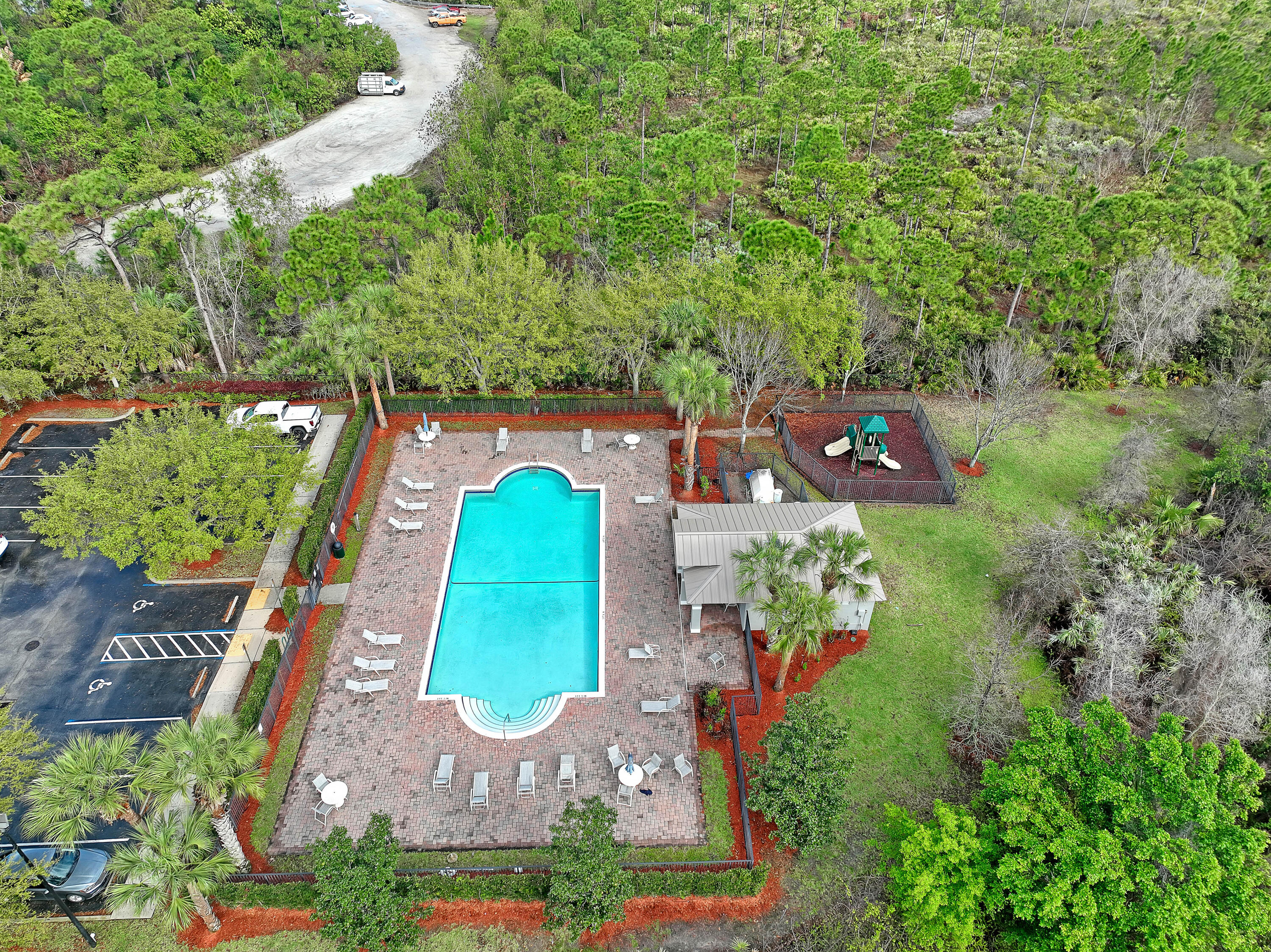 296 Southeast Bloxham Way Stuart, FL 34997 - Photo 44 of 44 296 SE Bloxham (46)