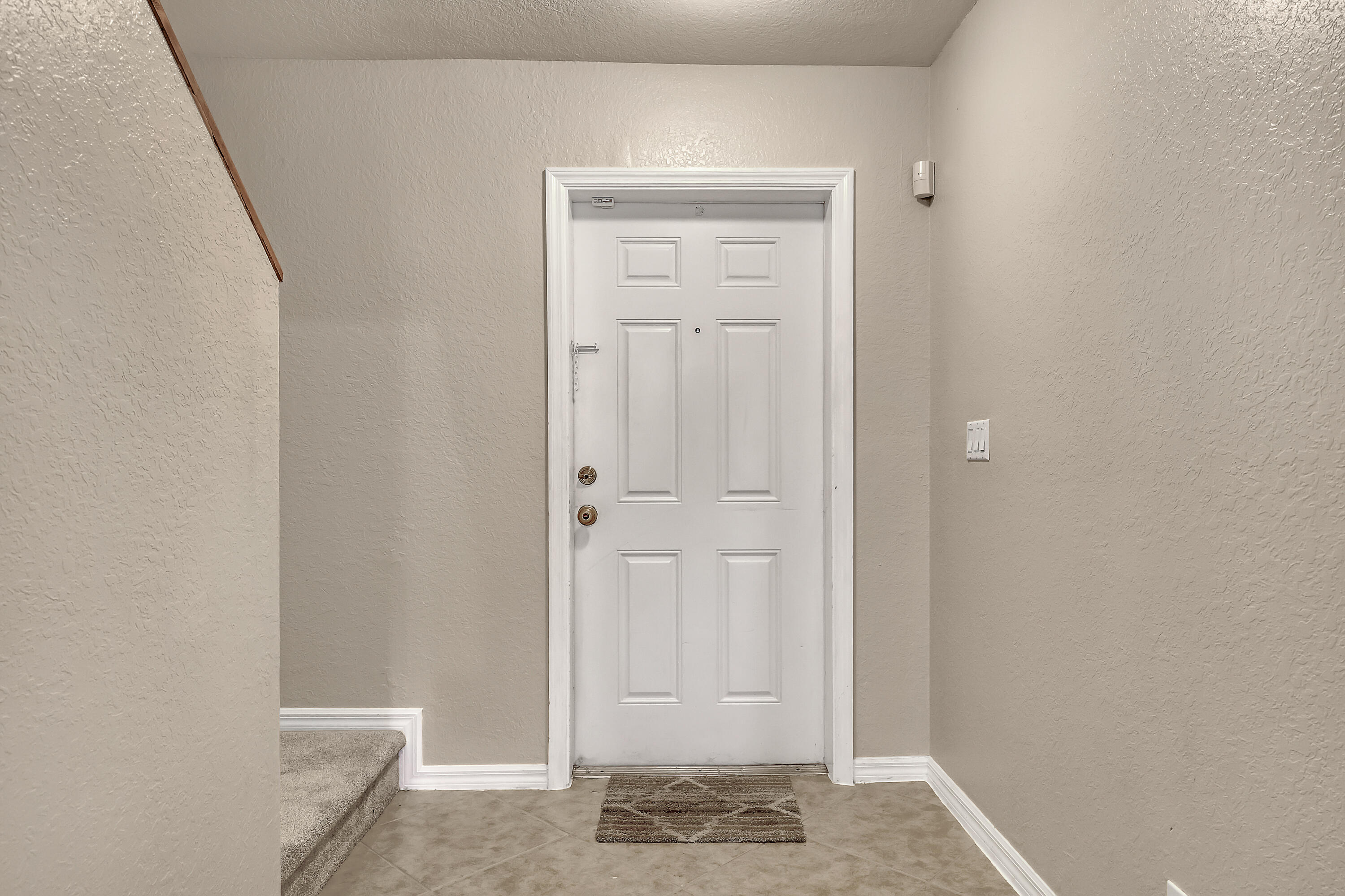 296 Southeast Bloxham Way Stuart, FL 34997 - Photo 5 of 44 296 SE Bloxham (6)