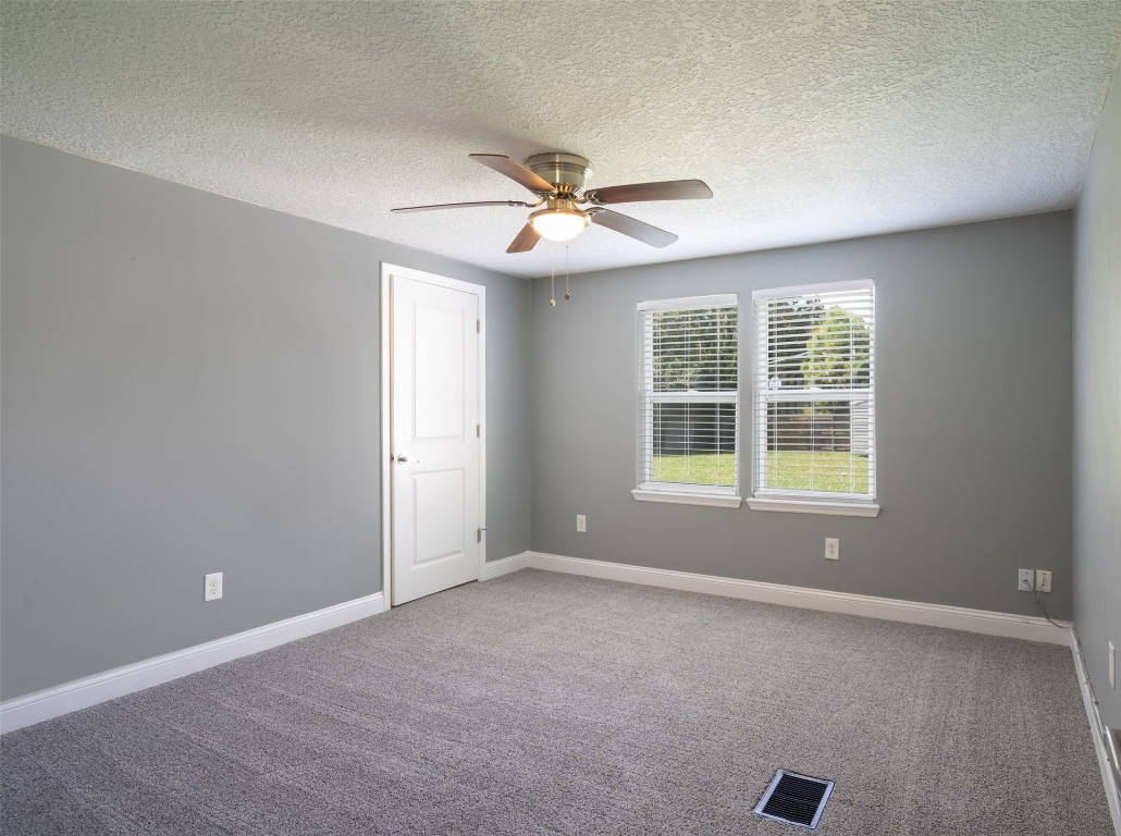 14200 Grover Road Jacksonville, FL 32226 - Photo 17 of 26 Guest Bed 2