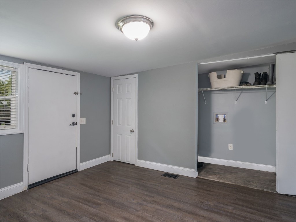 14200 Grover Road Jacksonville, FL 32226 - Photo 18 of 26 Flex Room with utility